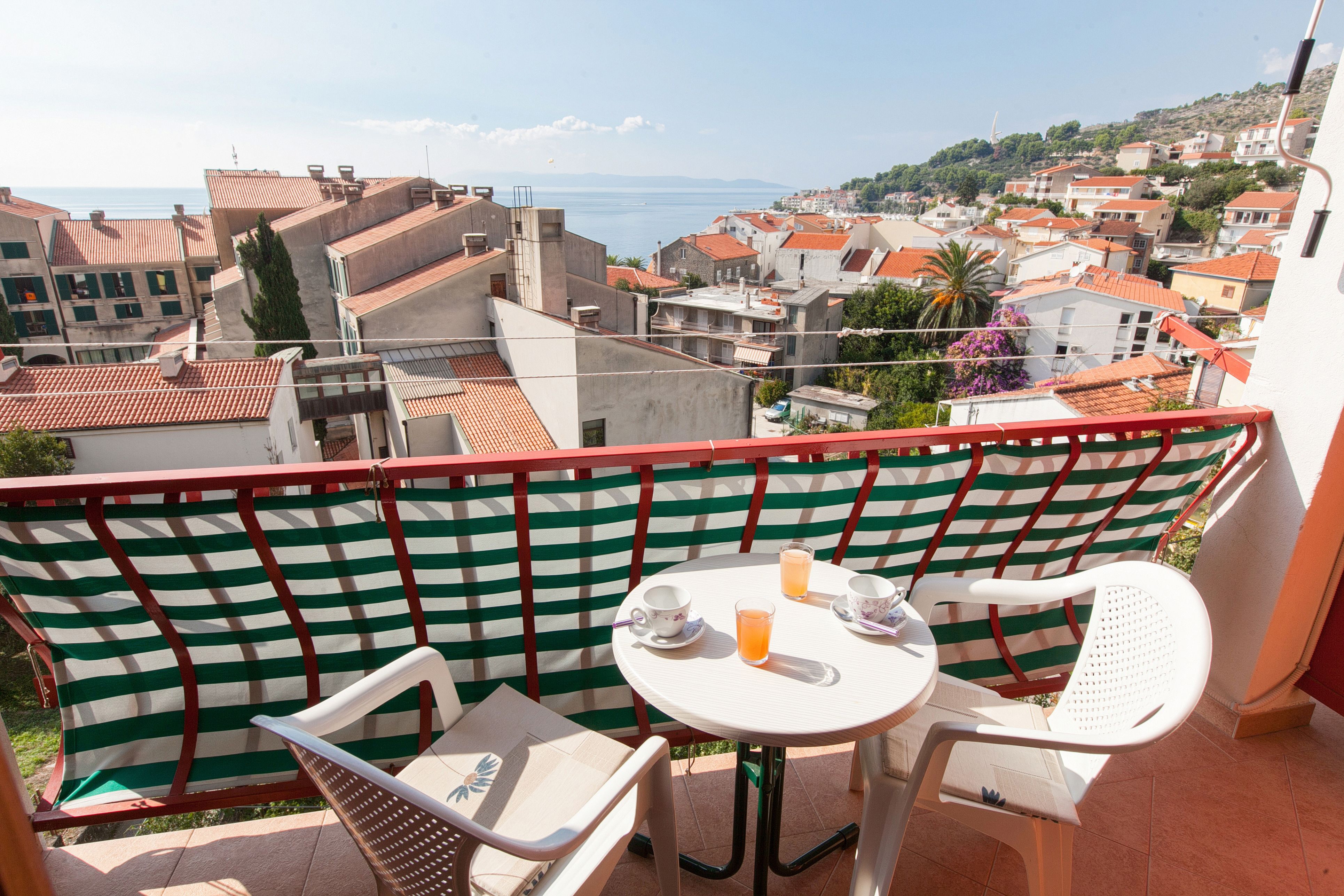 Two bedroom apartment with balcony and sea view Podgora, Makarska  A-a