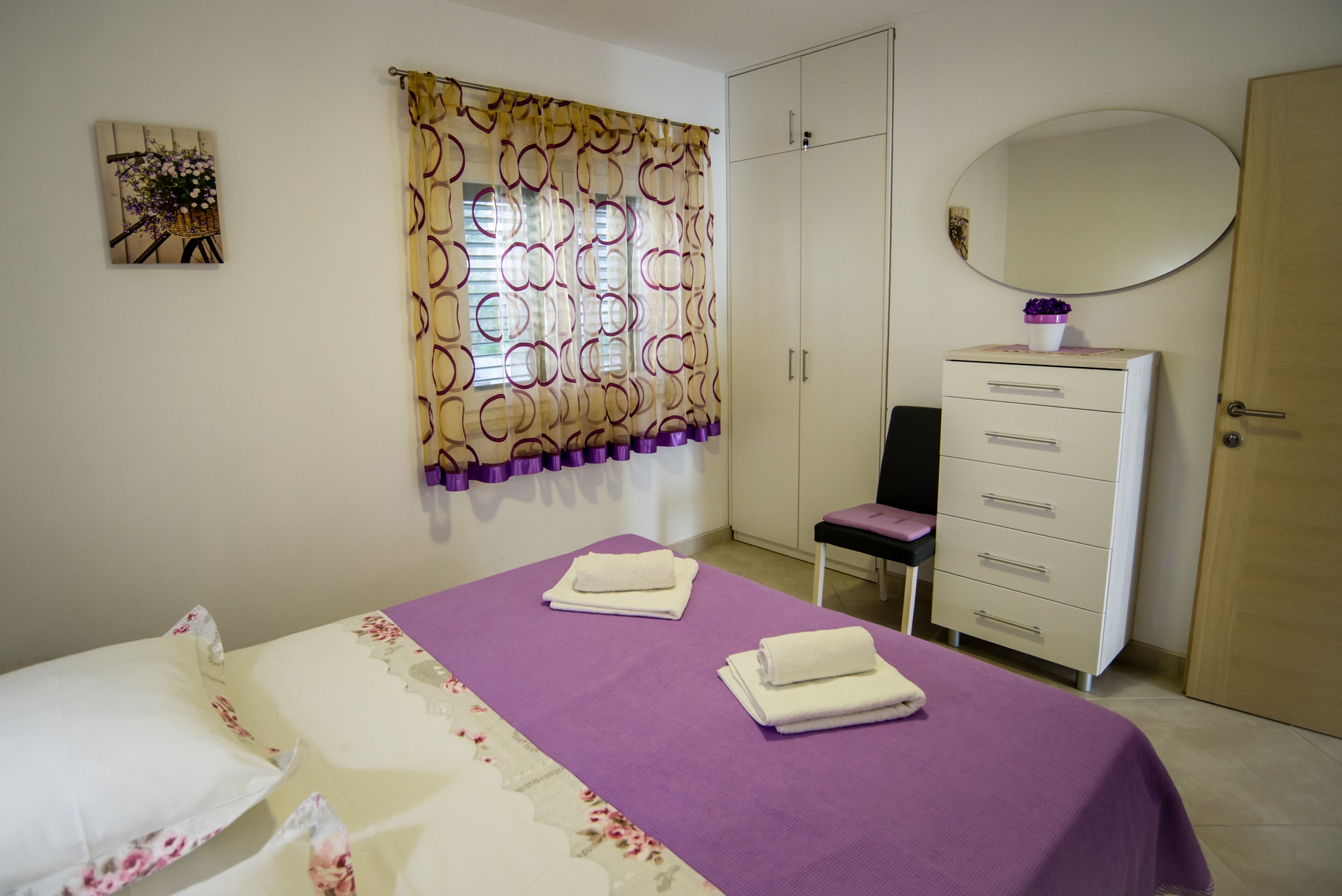 One bedroom apartment near beach Promajna, Makarska (A-2605-d)