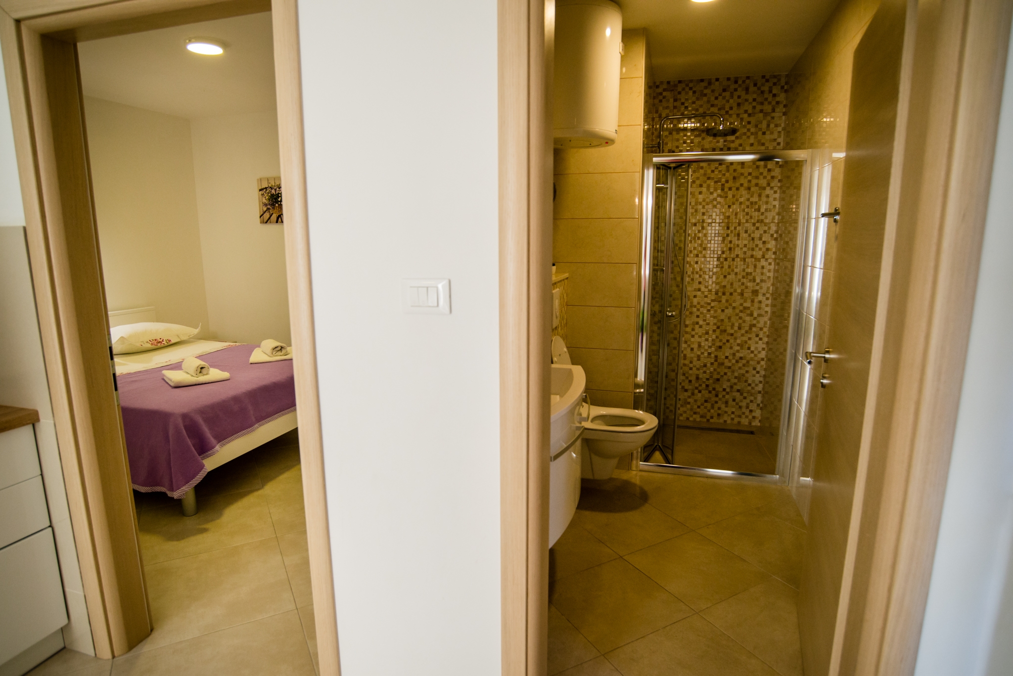 One bedroom apartment near beach Promajna, Makarska  A-d