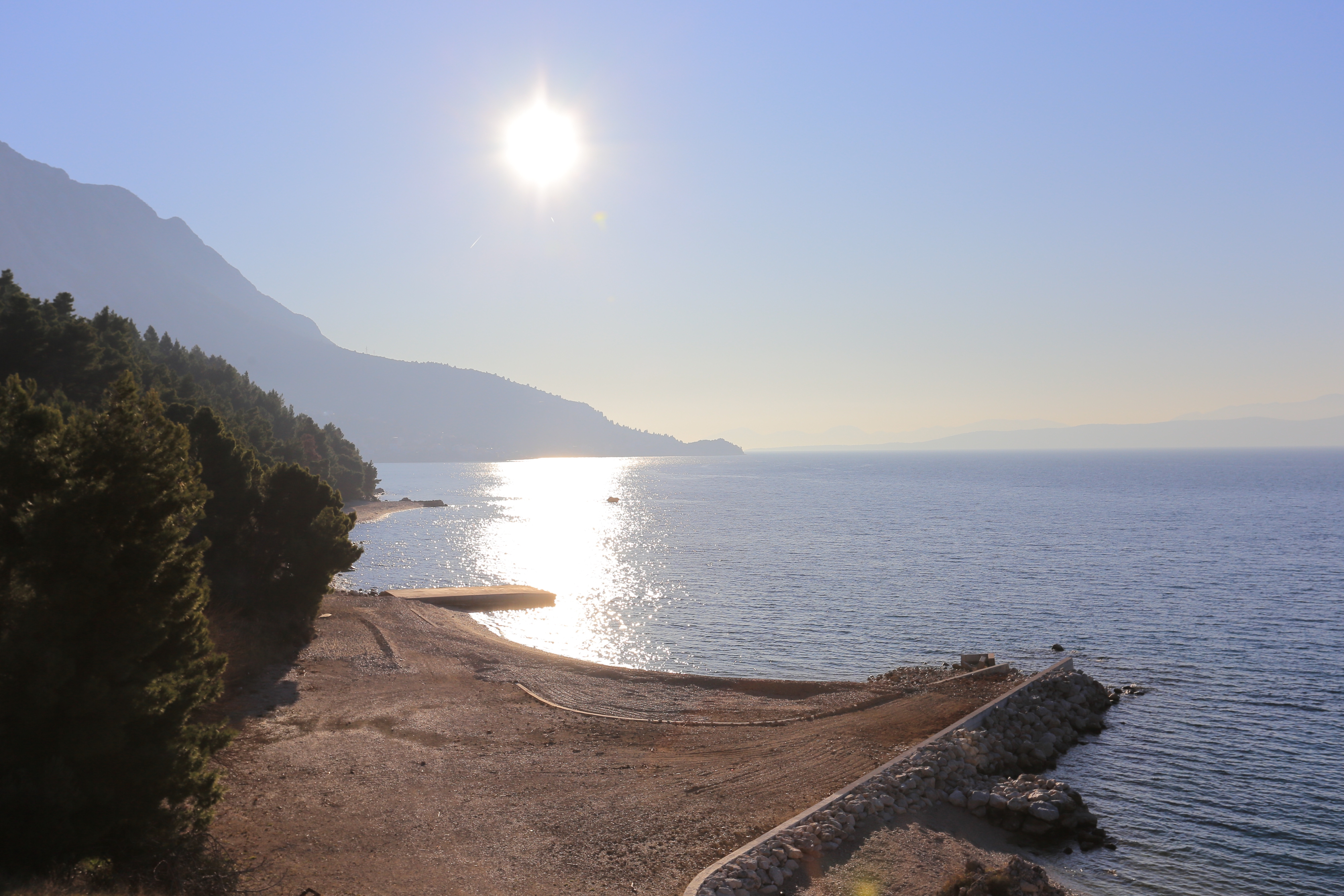 One bedroom apartment near beach Podgora, Makarska  A-c