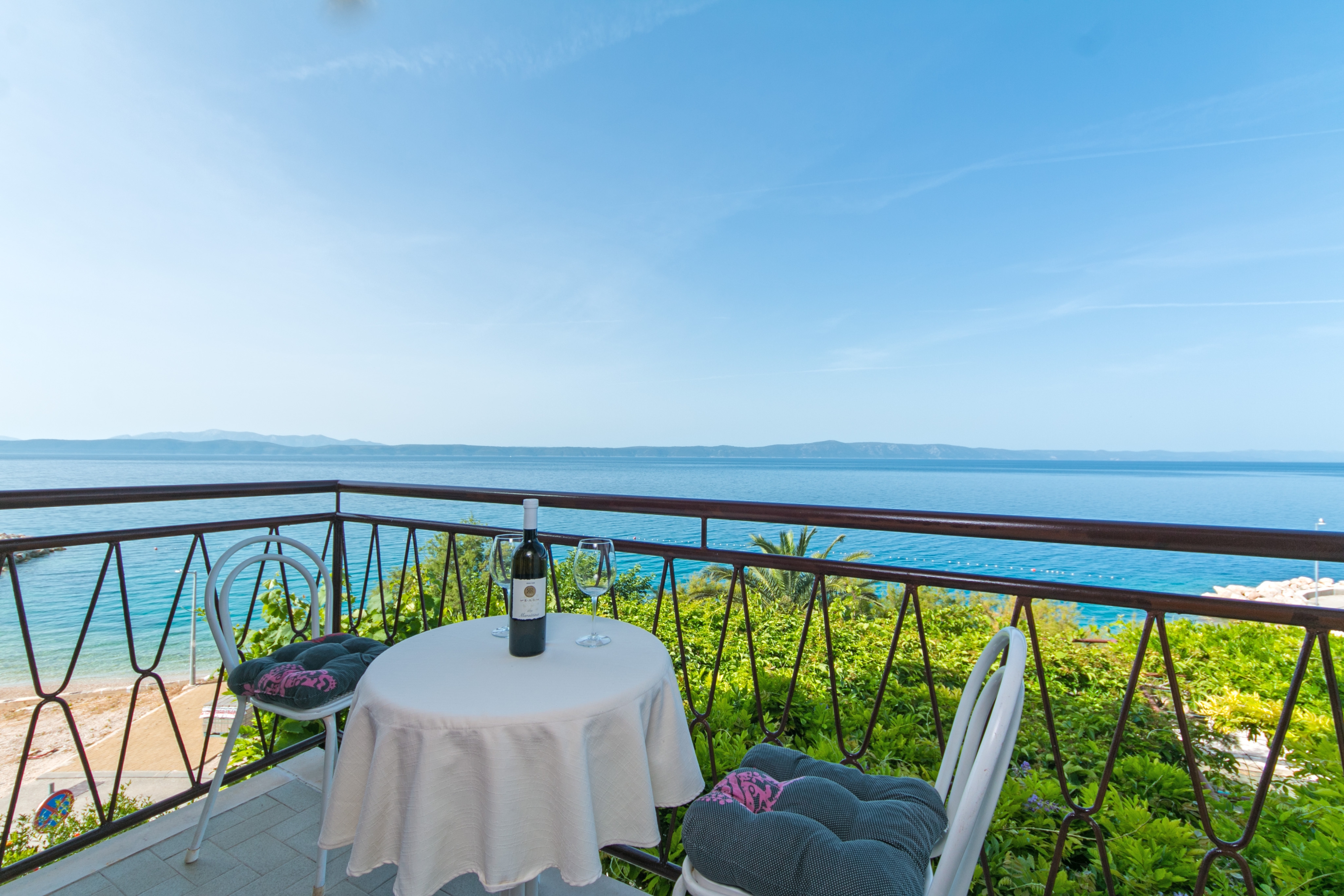One bedroom apartment near beach Podgora, Makarska  A-e