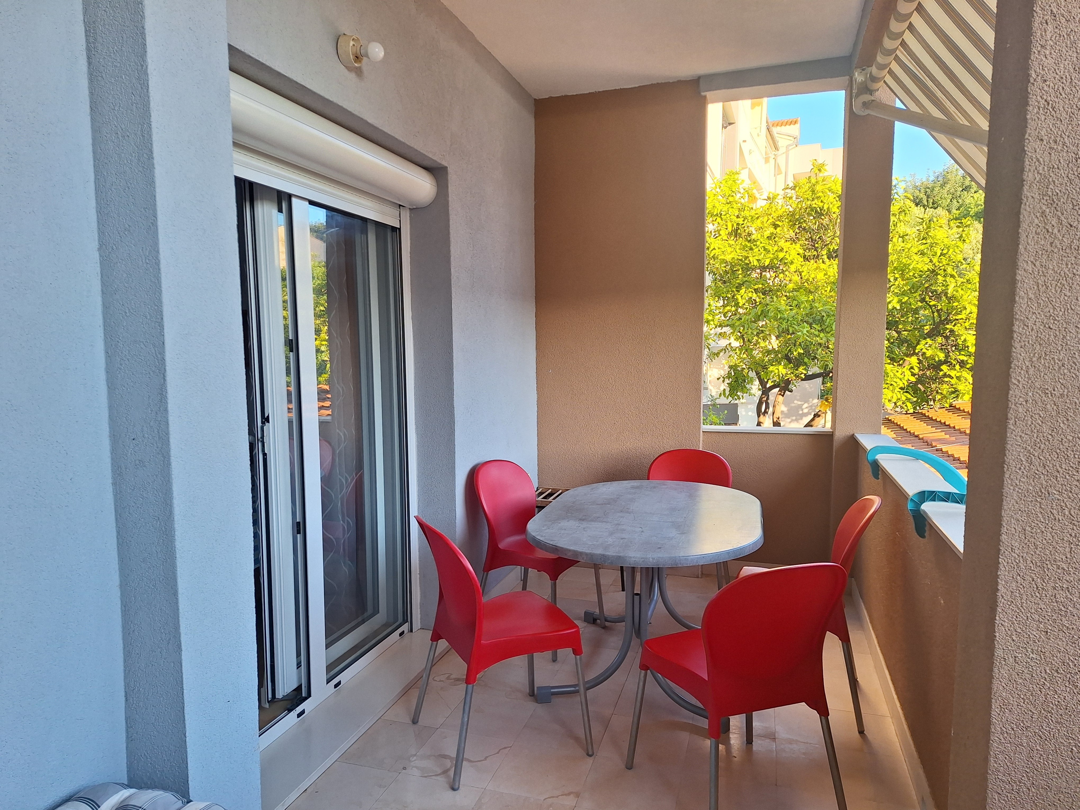 One bedroom apartment with terrace Podgora, Makarska (A-2615-a)