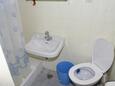 Koupelna 1 Podgora, Koupelna 1 v ubytování typu apartment, WiFi.