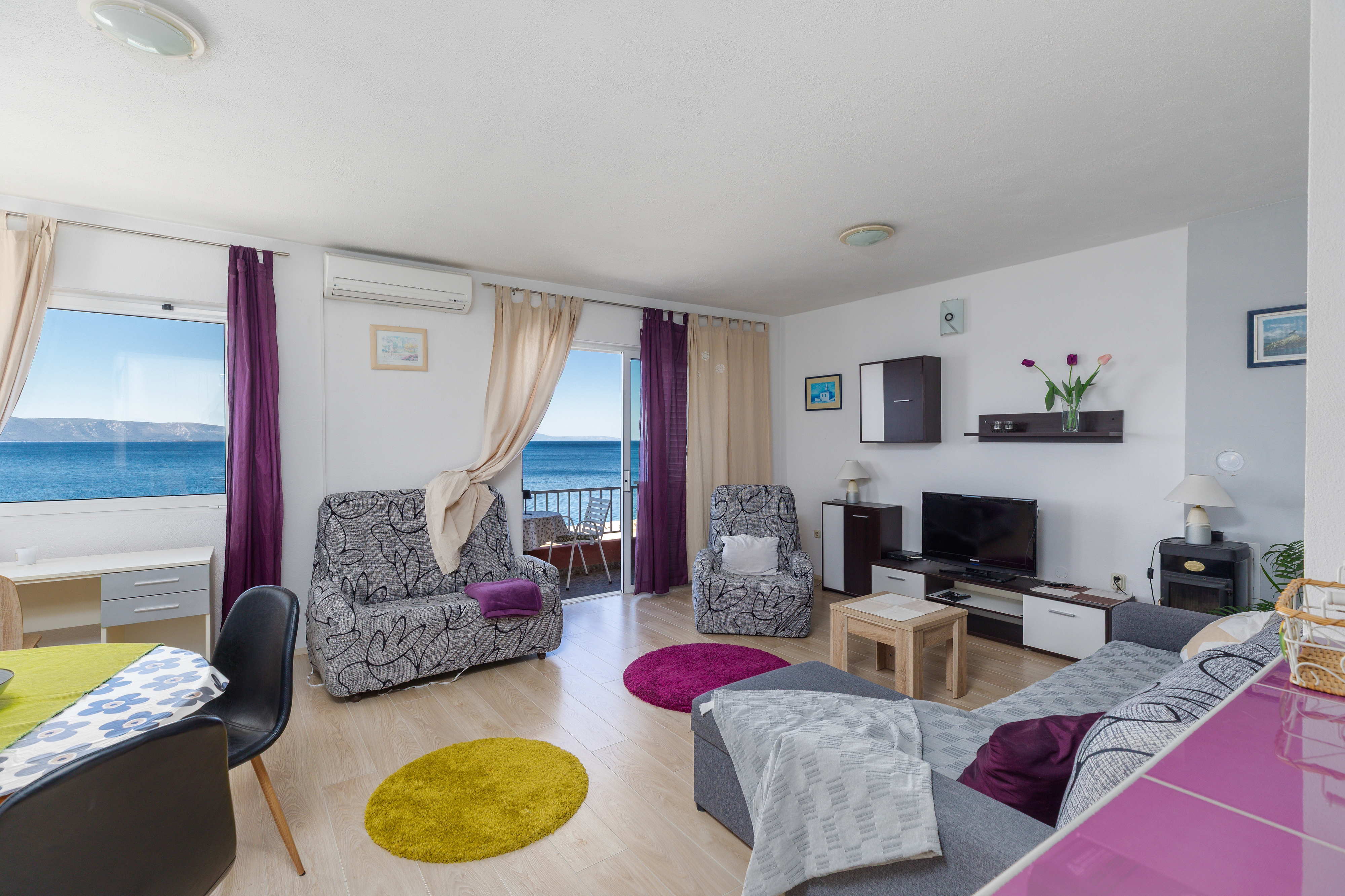 One bedroom apartment near beach Podgora, Makarska (A-2616-c) One bedroom apartment near beach Podgora, Makarska (A-2616-c)