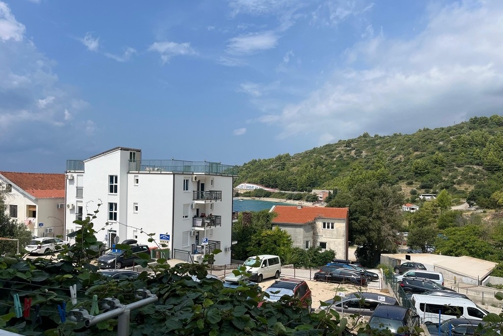 One bedroom apartment with balcony and sea view Podaca, Makarska  A-a