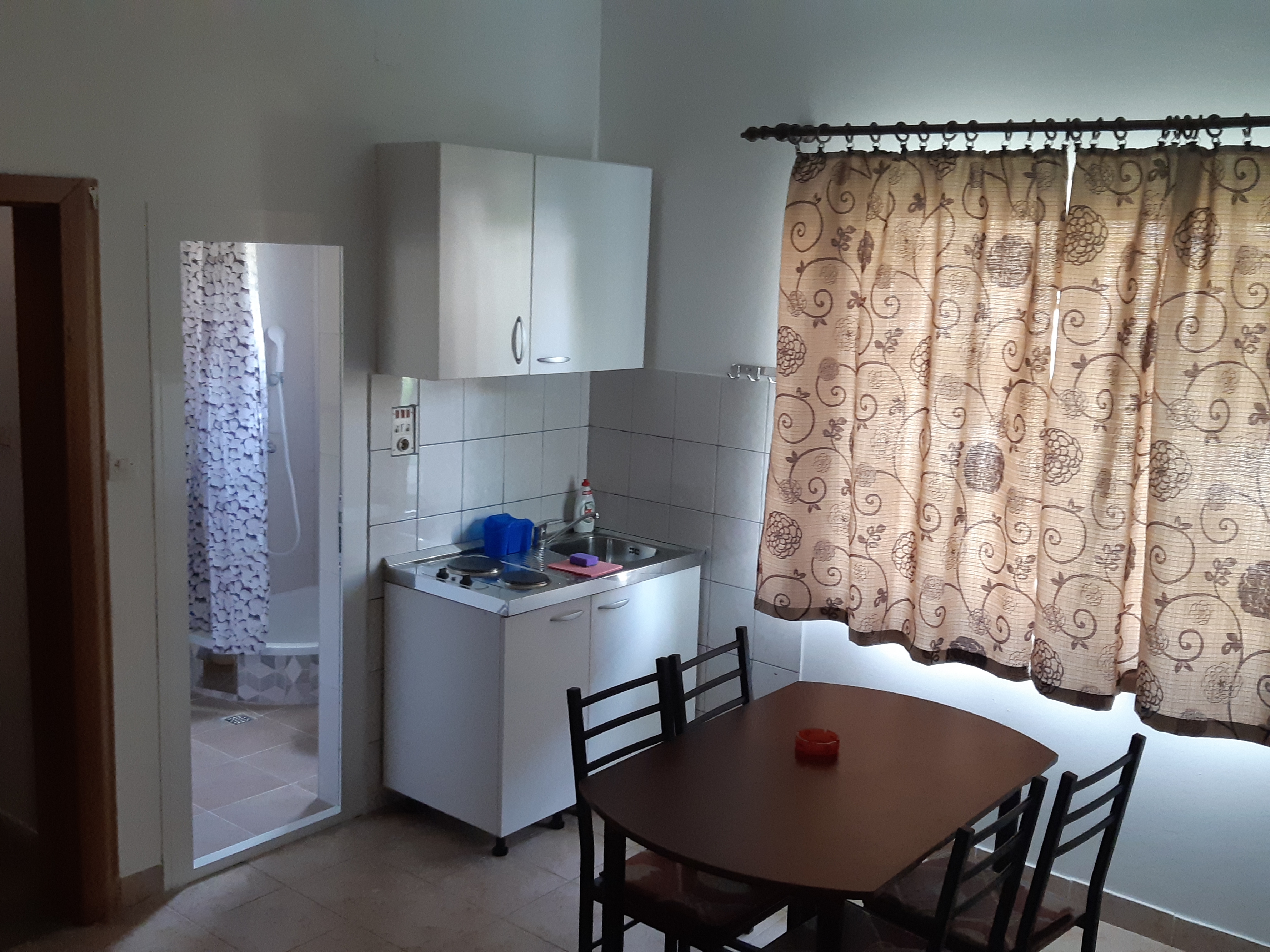 One bedroom apartment with balcony and sea view Podaca, Makarska (A-2617-a)