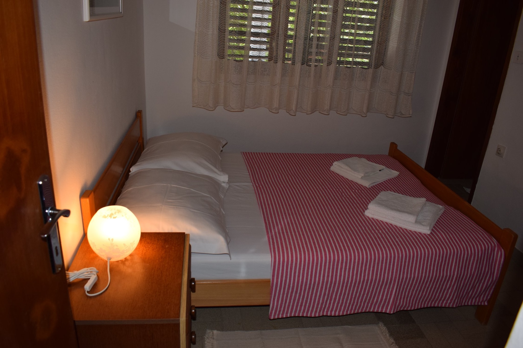 Two bedroom apartment near beach Lovište, Pelješac (A-262-a)