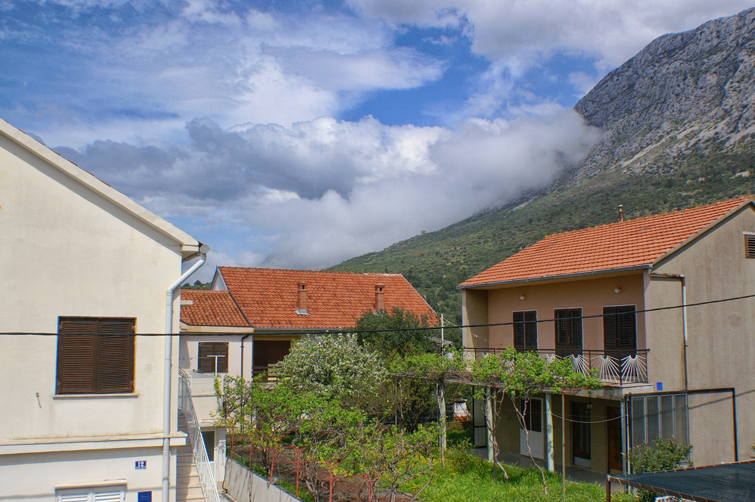 Two bedroom apartment with terrace and sea view Podaca, Makarska  A-a