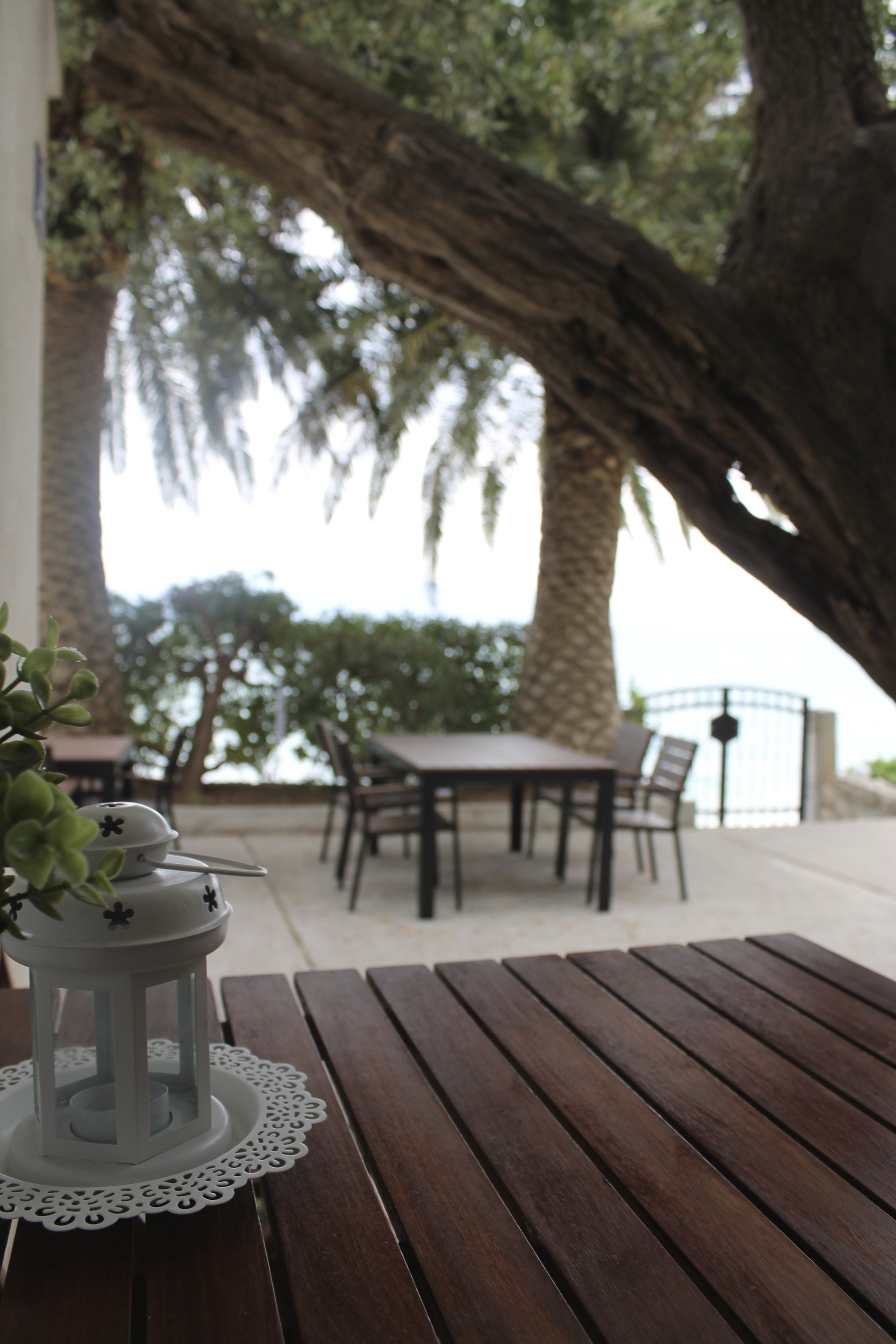 One bedroom apartment near beach Zaostrog, Makarska  A-a