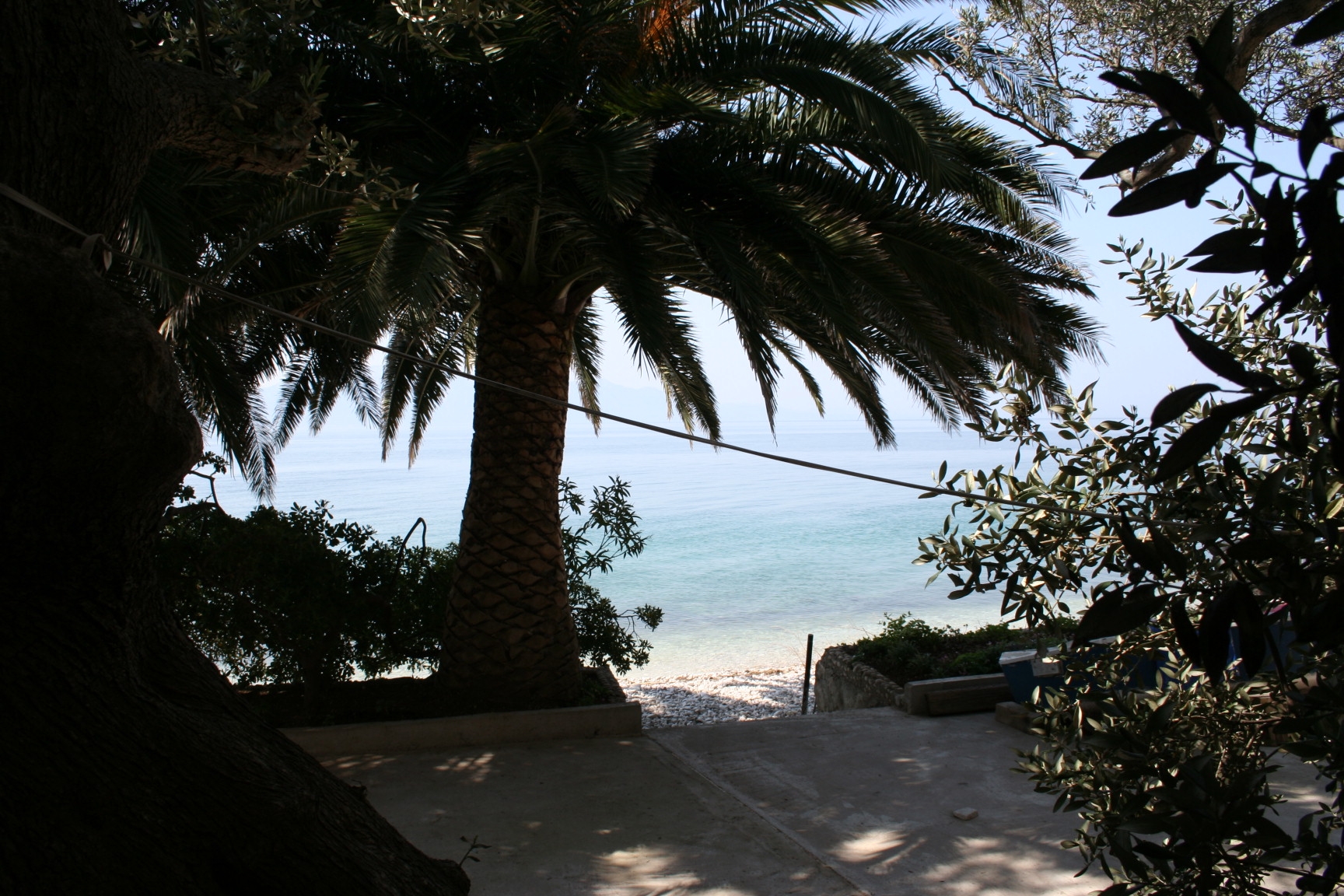 One bedroom apartment near beach Zaostrog, Makarska  A-a