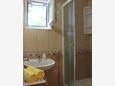 Ванная комната Zaostrog, Ванная комната в размещении типа studio-apartment, Домашние животные допускаются и WiFi.