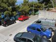 Bratuš, Makarska, Парковка 2627 - Апартаменты с галечным пляжем.