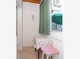 Dining room Makarska, Dining room in the studio-apartment, (pet friendly) and WiFi.
