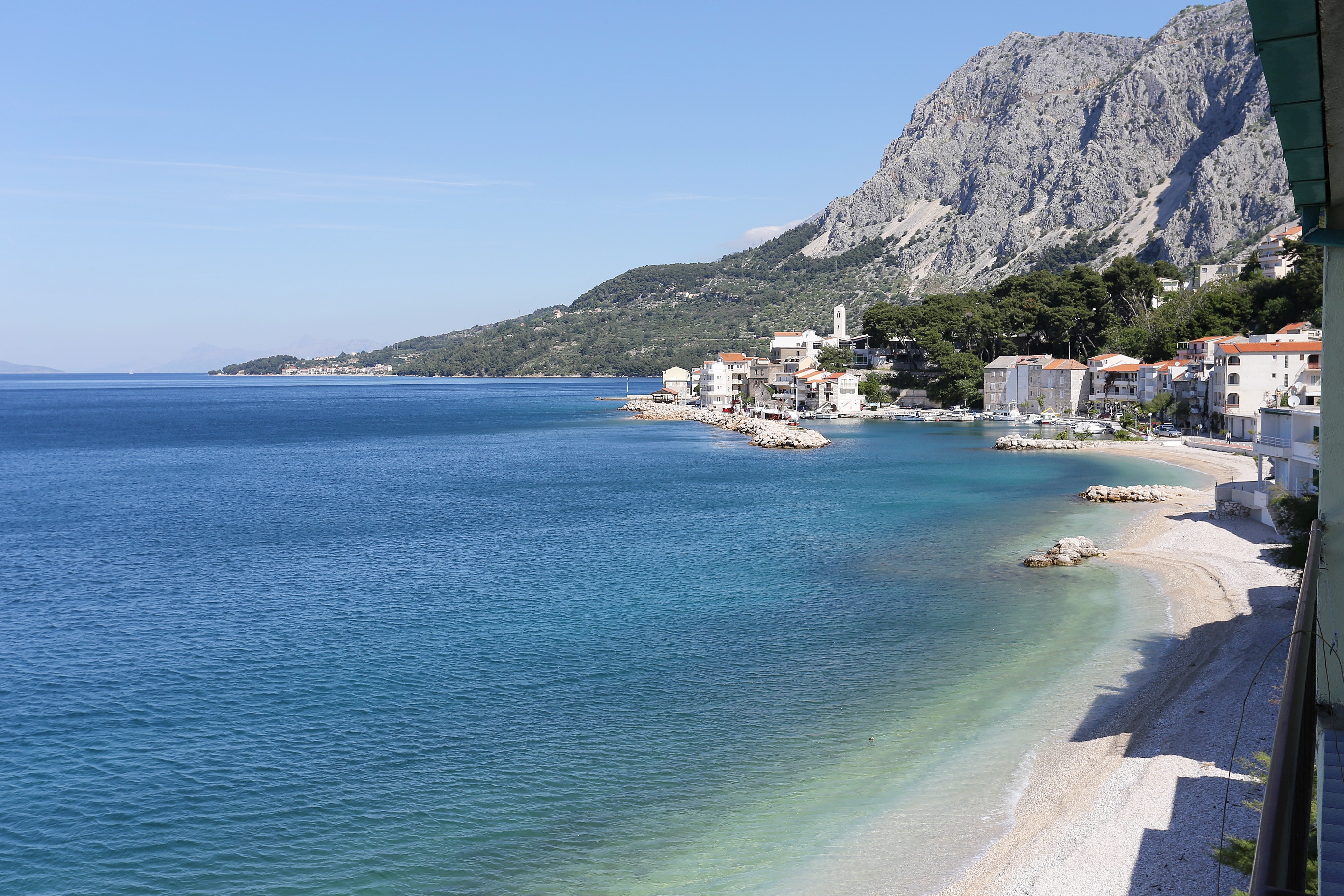 Two bedroom apartment near beach Drašnice, Makarska (A-2644-a)