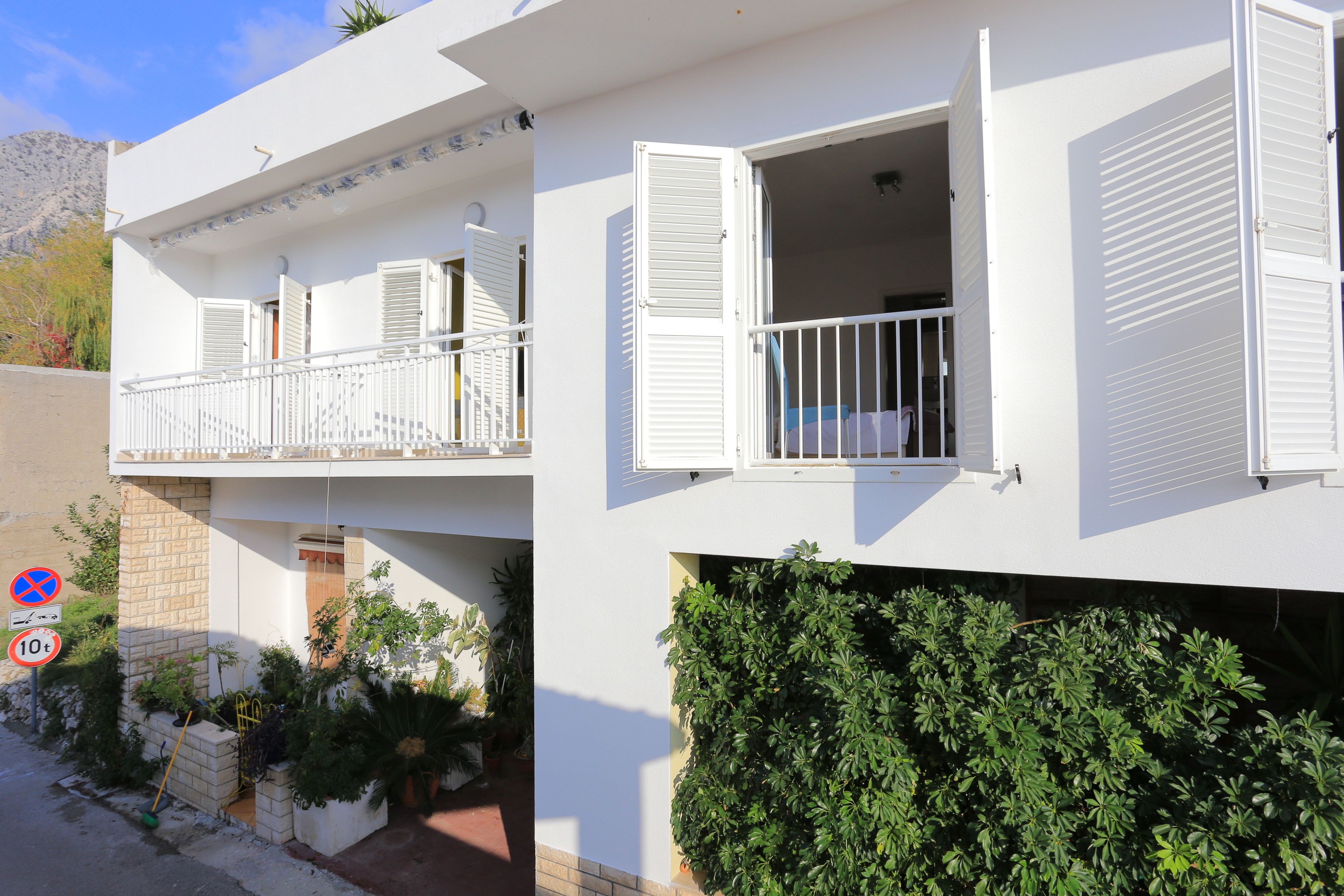 Two bedroom apartment near beach Drašnice, Makarska  A-a