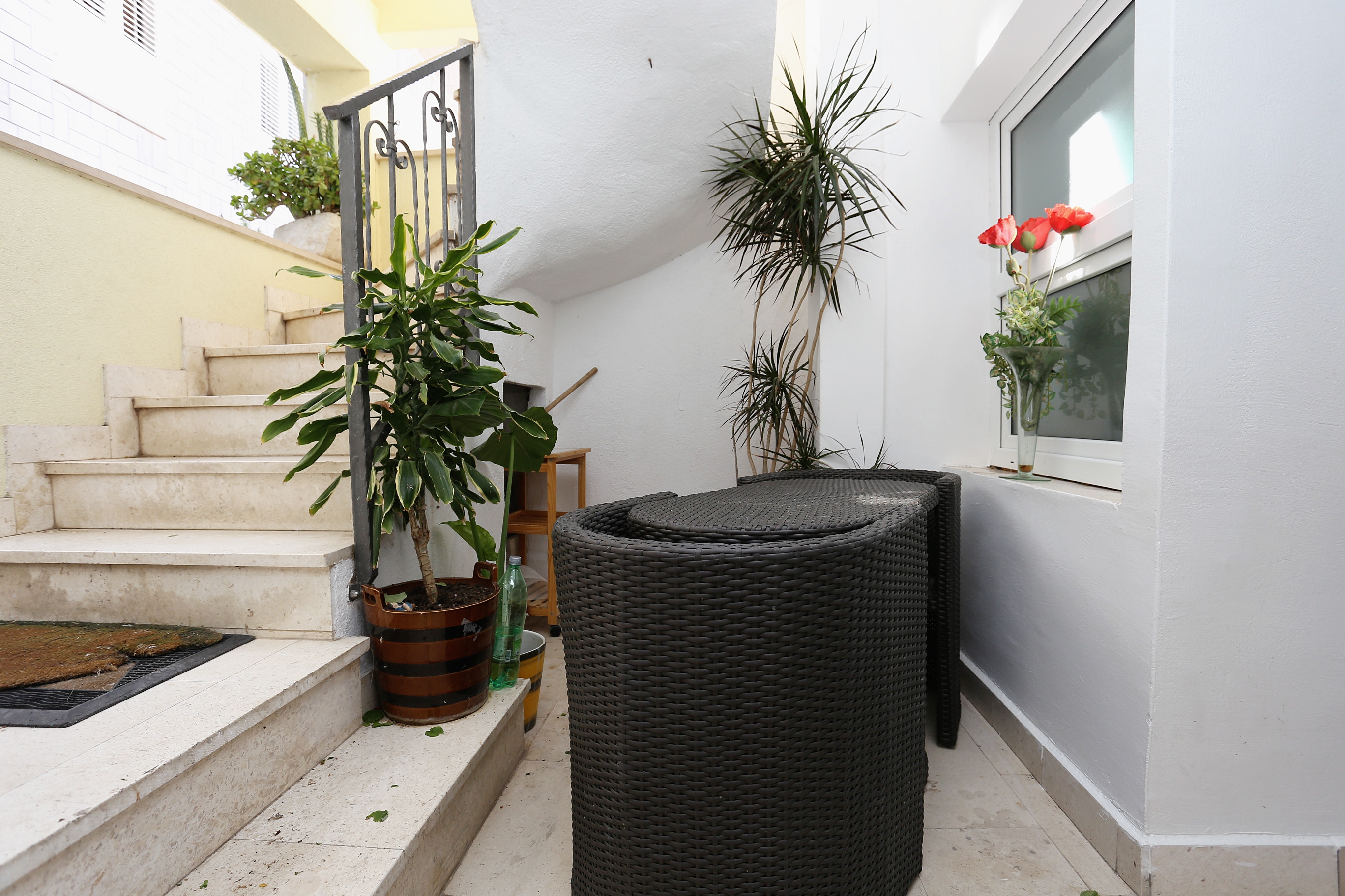 Three bedroom apartment near beach Drašnice, Makarska  A-b