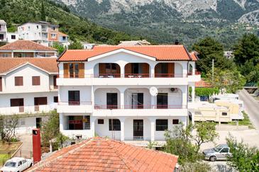 Property Zaostrog, Makarska, Property 2648 - Apartments near sea with rocky beach.