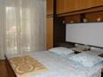 Спальня 2 Igrane, Спальня 2 в размещении типа apartment, WiFi.