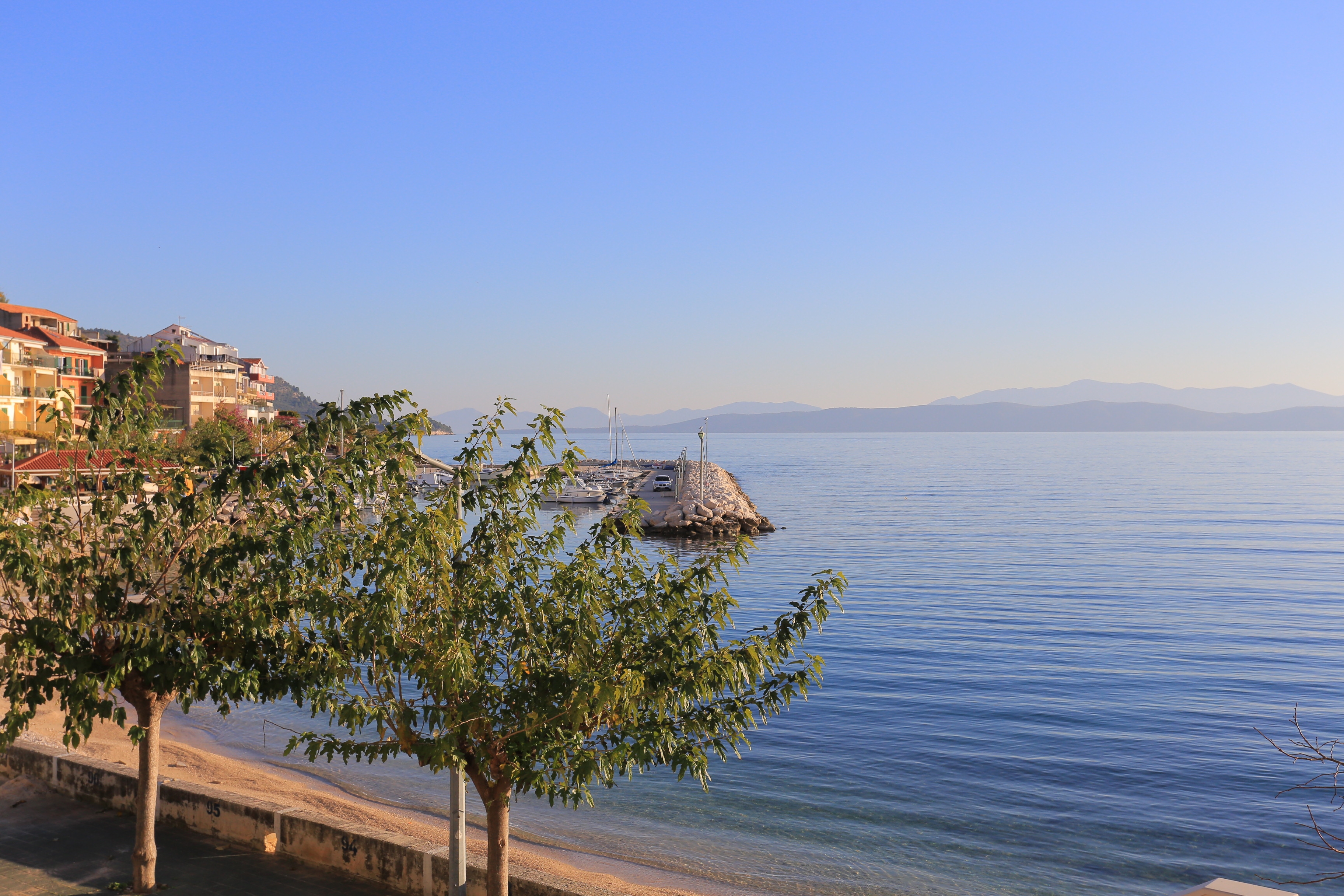 Two bedroom apartment near beach Podgora, Makarska  A-a