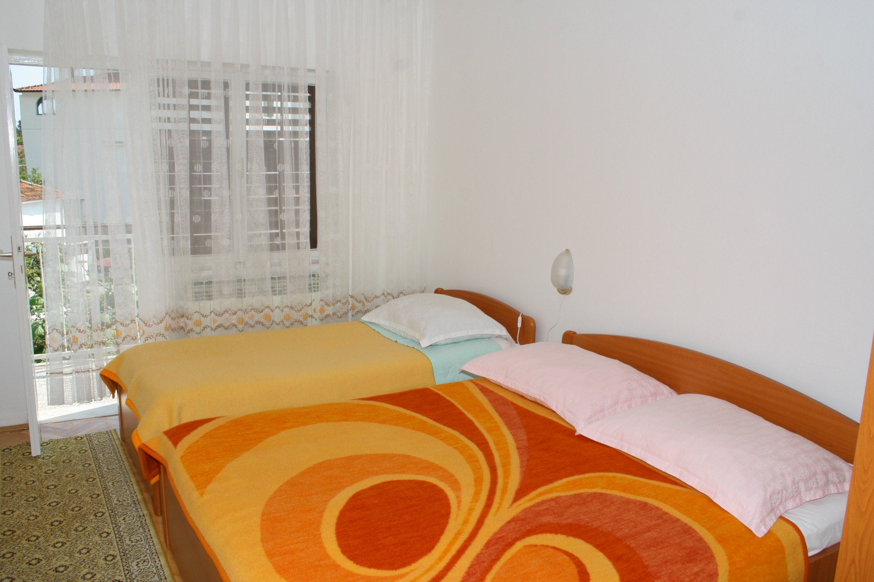 Room with balcony Zaostrog, Makarska (S-2662-a)