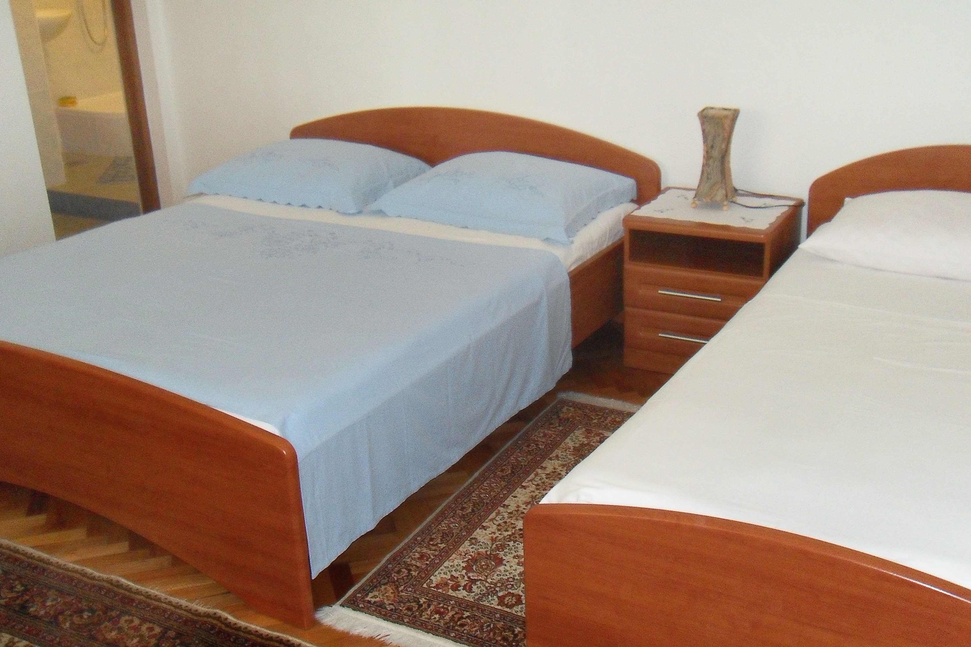 Room with air-conditioning Zaostrog, Makarska (S-2662-e) Room with air-conditioning Zaostrog, Makarska (S-2662-e)
