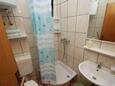 Ванная комната Zaostrog, Ванная комната в размещении типа apartment, Домашние животные допускаются и WiFi.