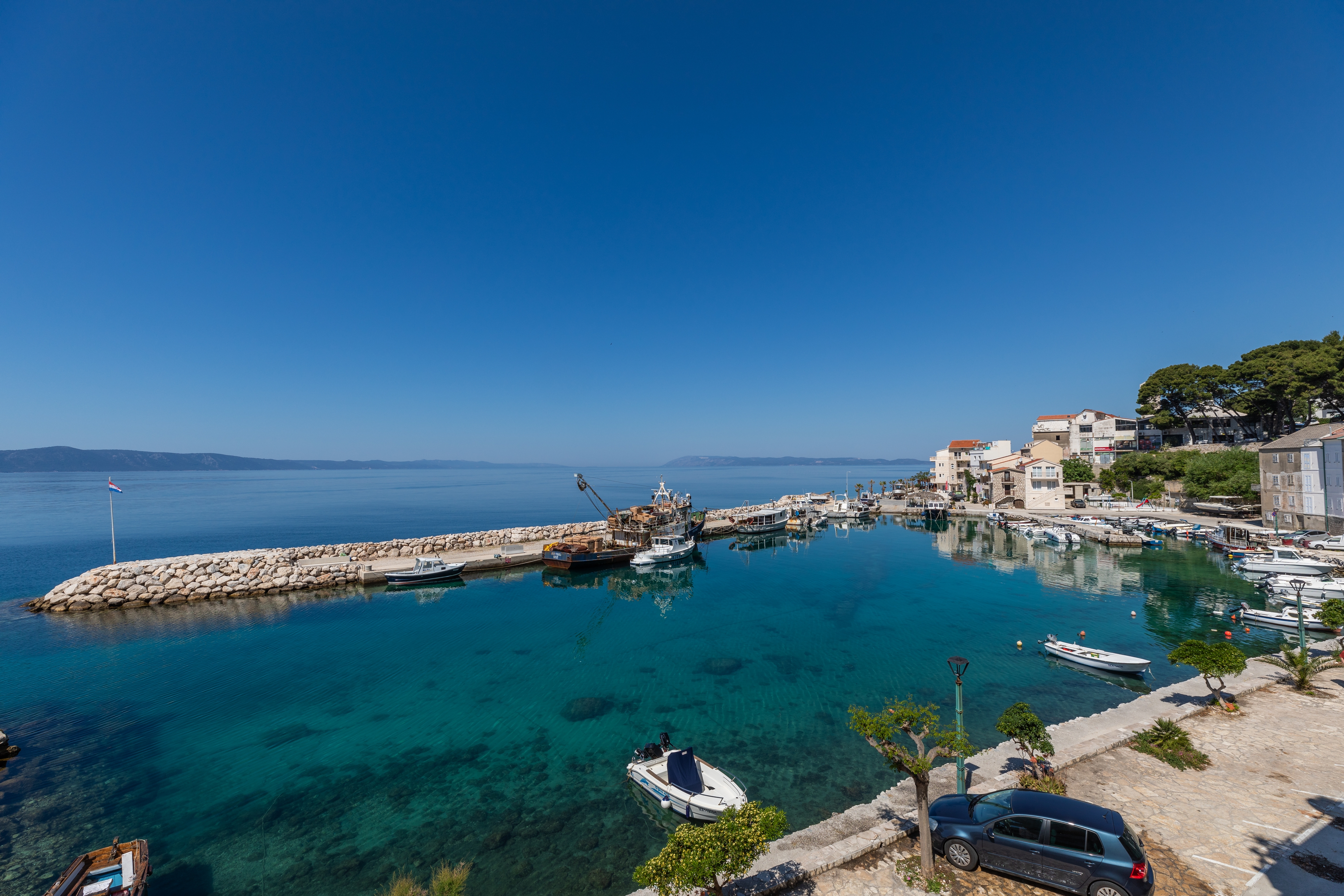 One bedroom apartment near beach Drašnice, Makarska  A-b