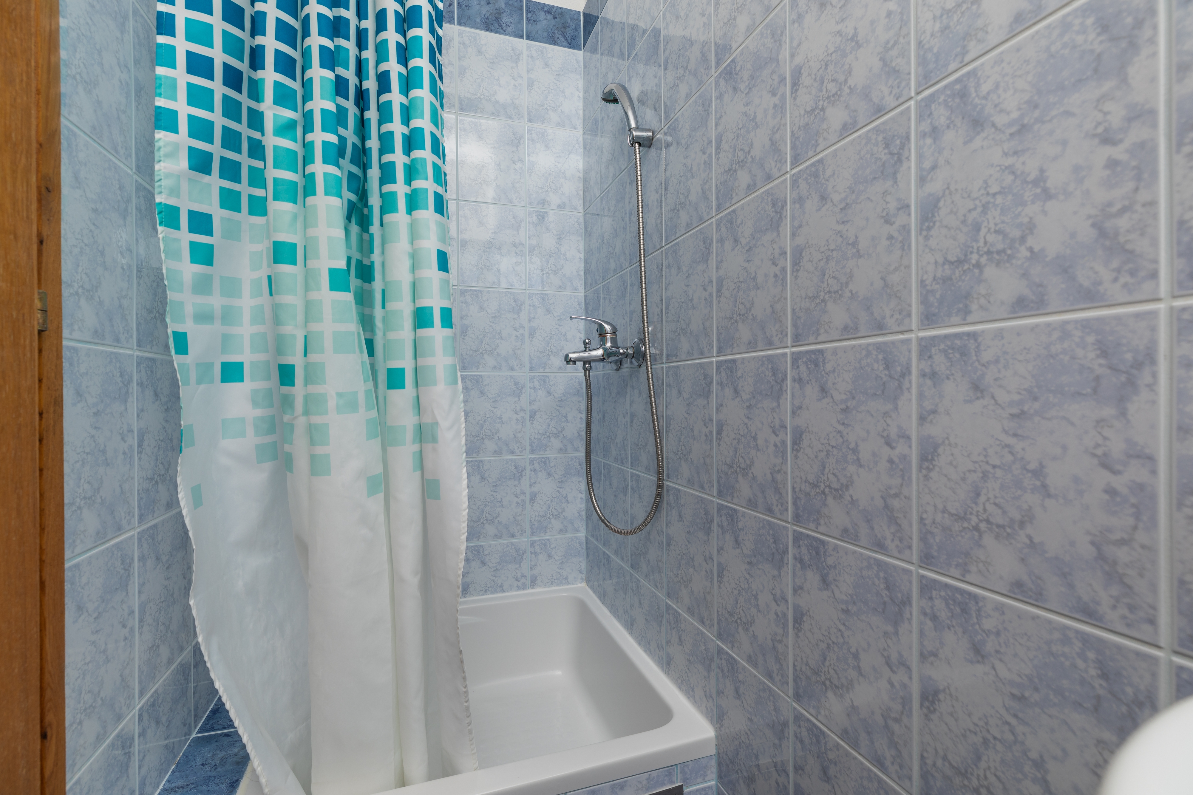 One bedroom apartment near beach Drašnice, Makarska  A-c