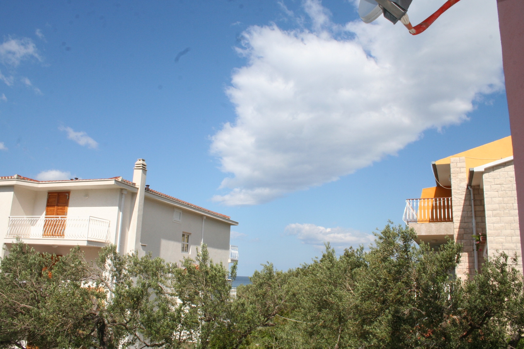 One bedroom apartment near beach Promajna, Makarska (A-2673-a)