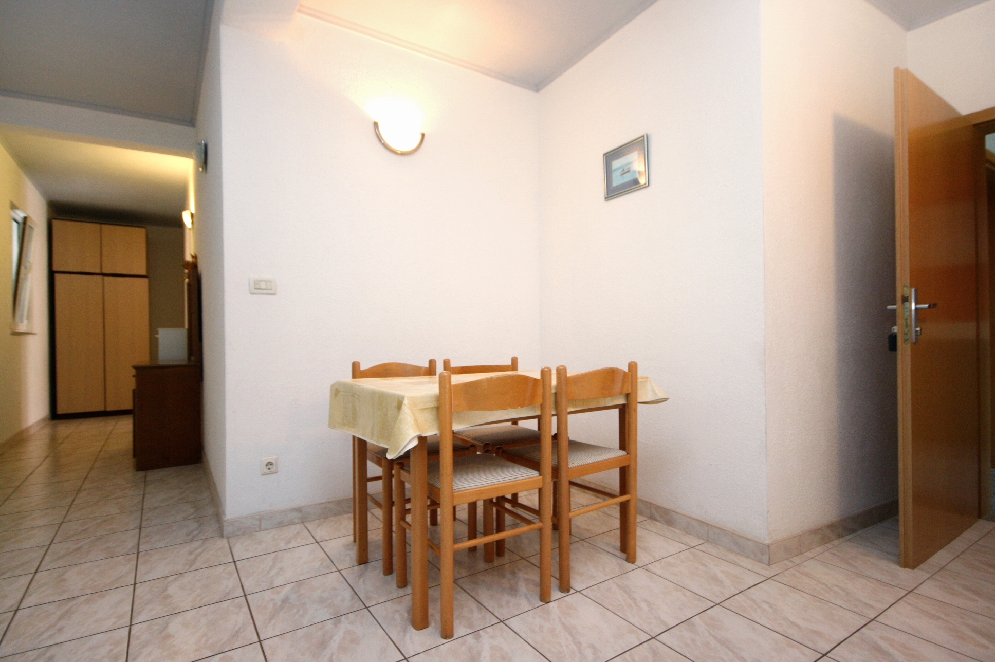 Two bedroom apartment near beach Promajna, Makarska (A-2673-b) Two bedroom apartment near beach Promajna, Makarska (A-2673-b)
