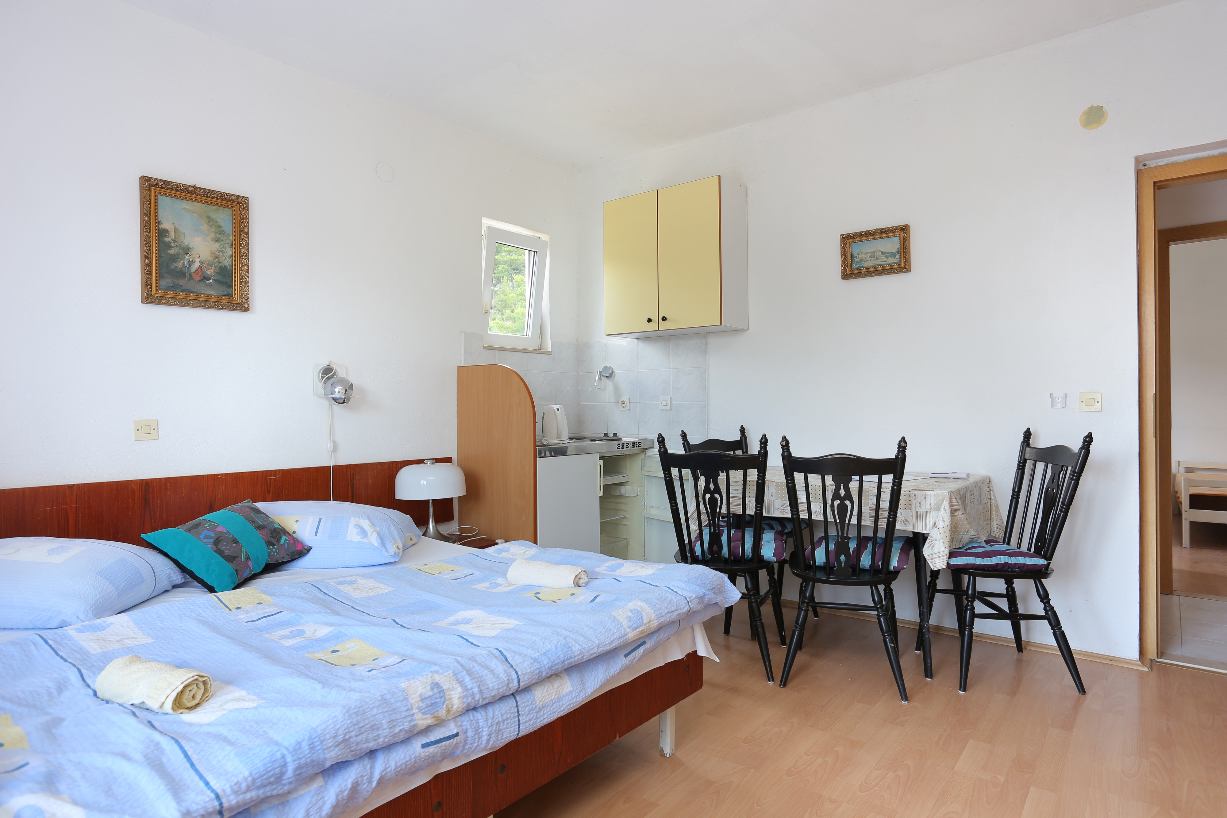 One bedroom apartment with balcony and sea view Tučepi, Makarska (A-2676-b)