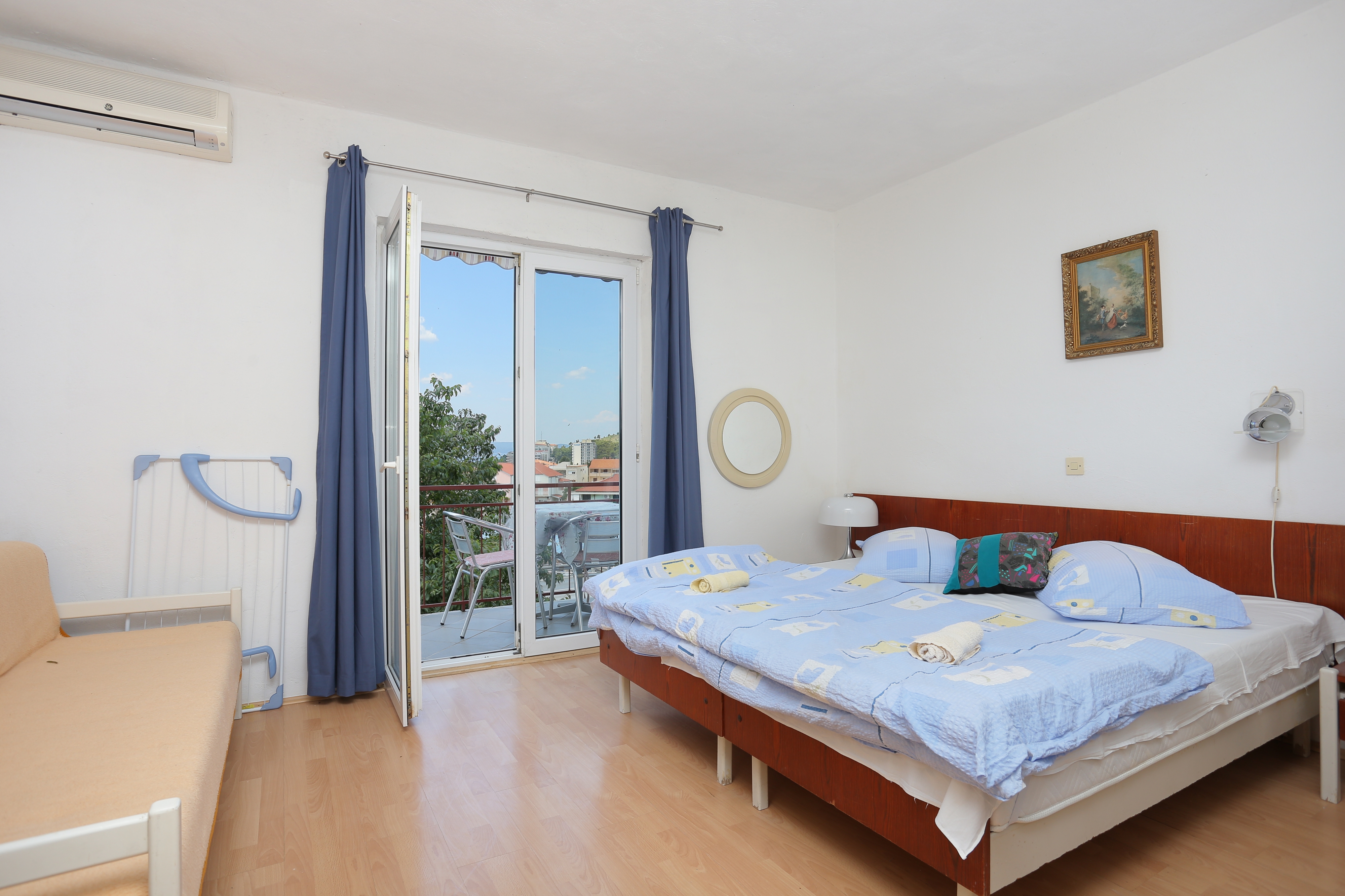 One bedroom apartment with balcony and sea view Tučepi, Makarska (A-2676-b) One bedroom apartment with balcony and sea view Tučepi, Makarska (A-2676-b)