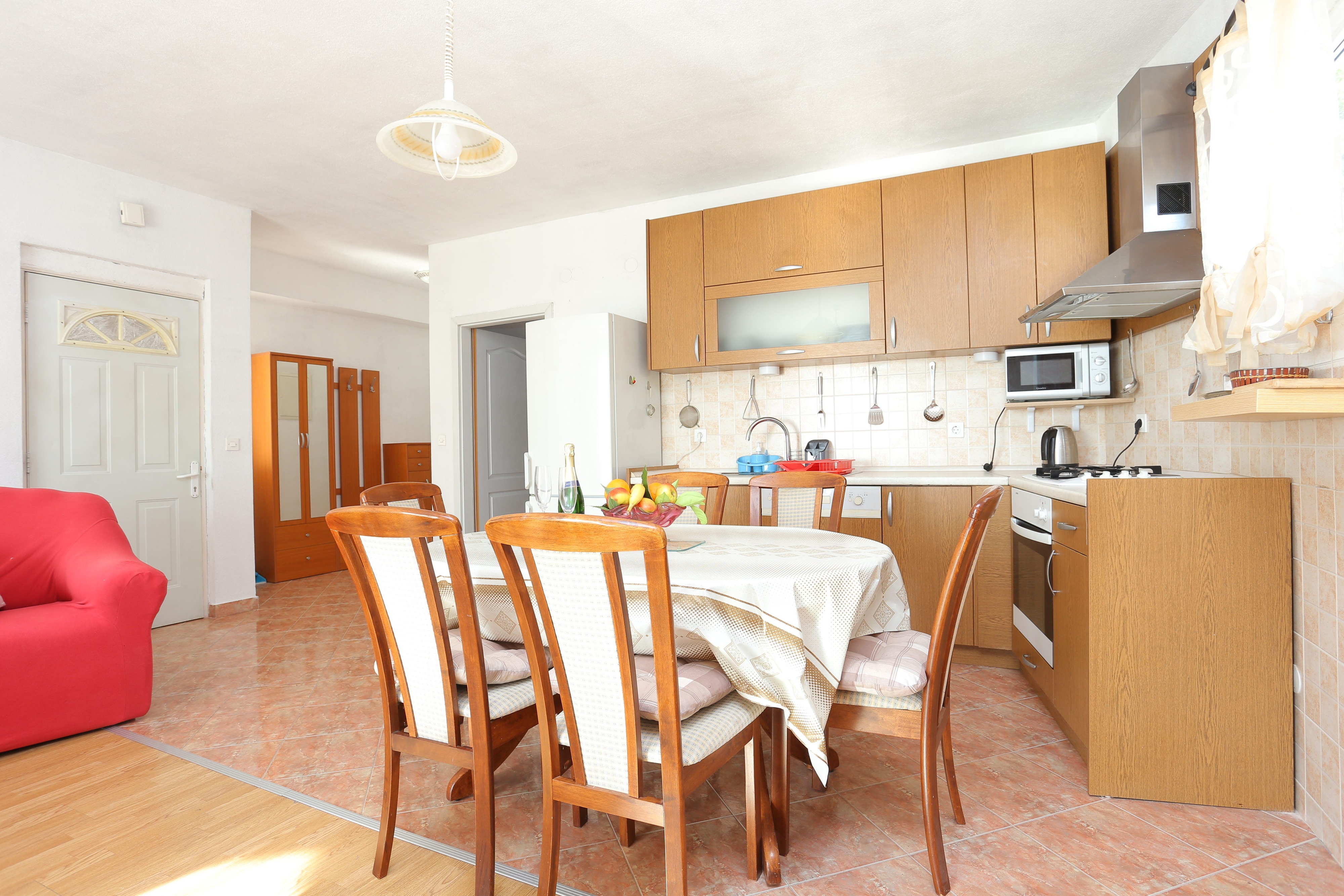 One bedroom apartment with balcony and sea view Tučepi, Makarska (A-2676-c)