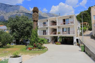 Tučepi, Makarska, Объект 2676 - Апартаменты с галечным пляжем.