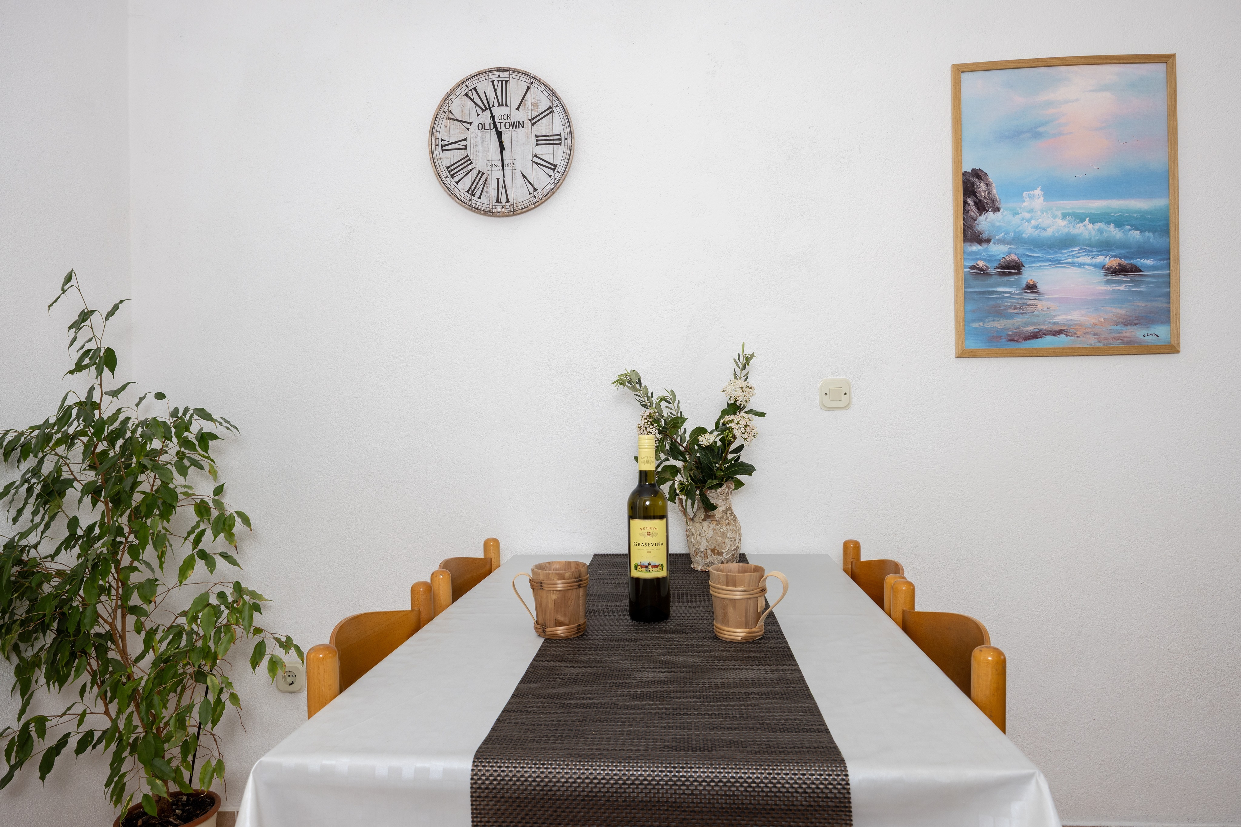 Top Makarska Igrane Top Makarska Igrane