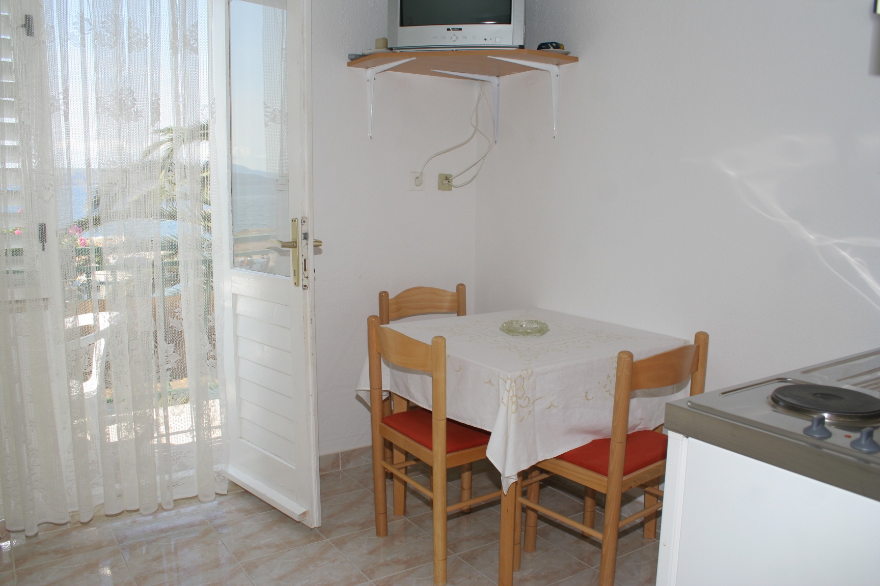Studio flat near beach Igrane, Makarska (AS-2679-a) Studio flat near beach Igrane, Makarska (AS-2679-a)