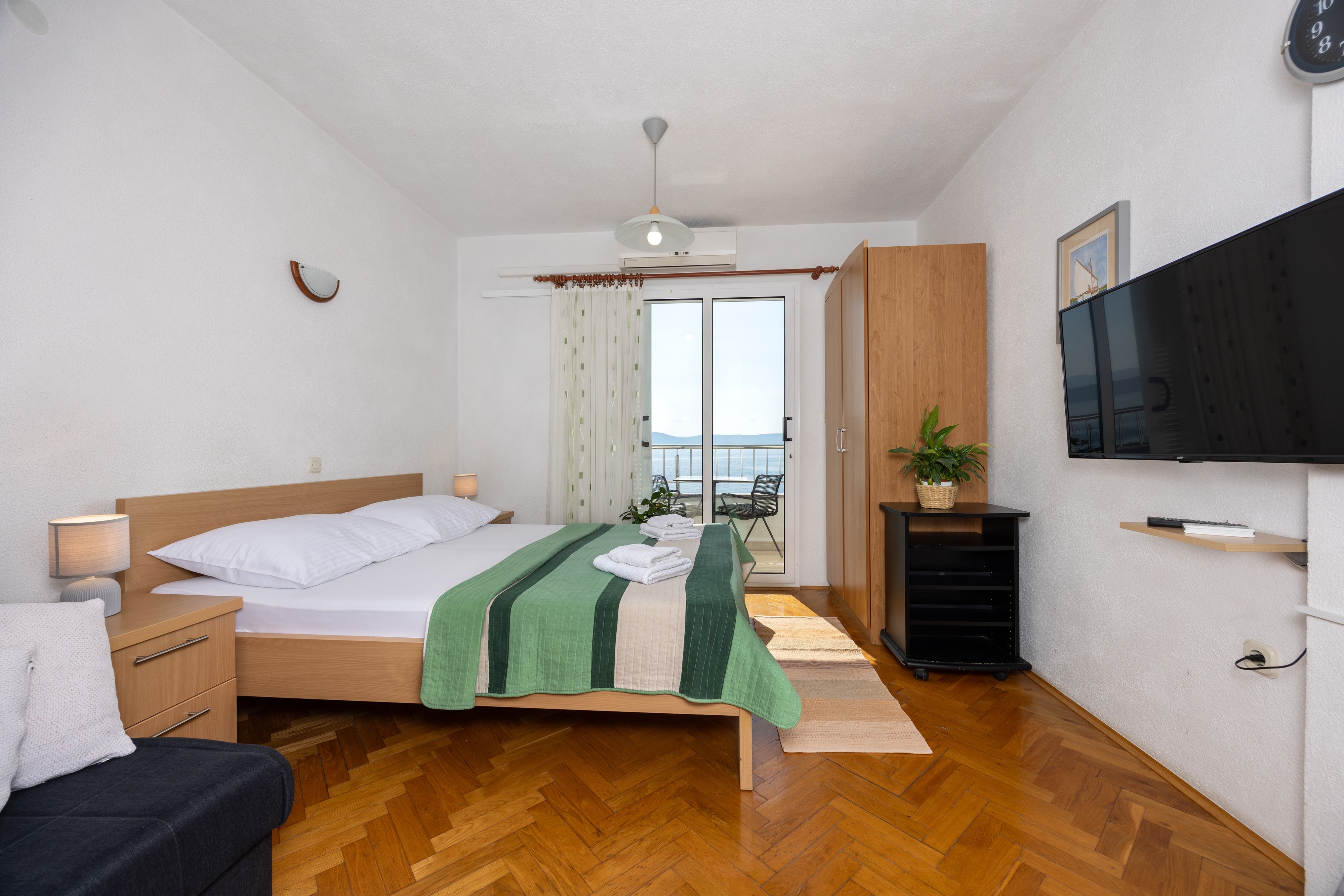 Top Makarska Igrane Top Makarska Igrane