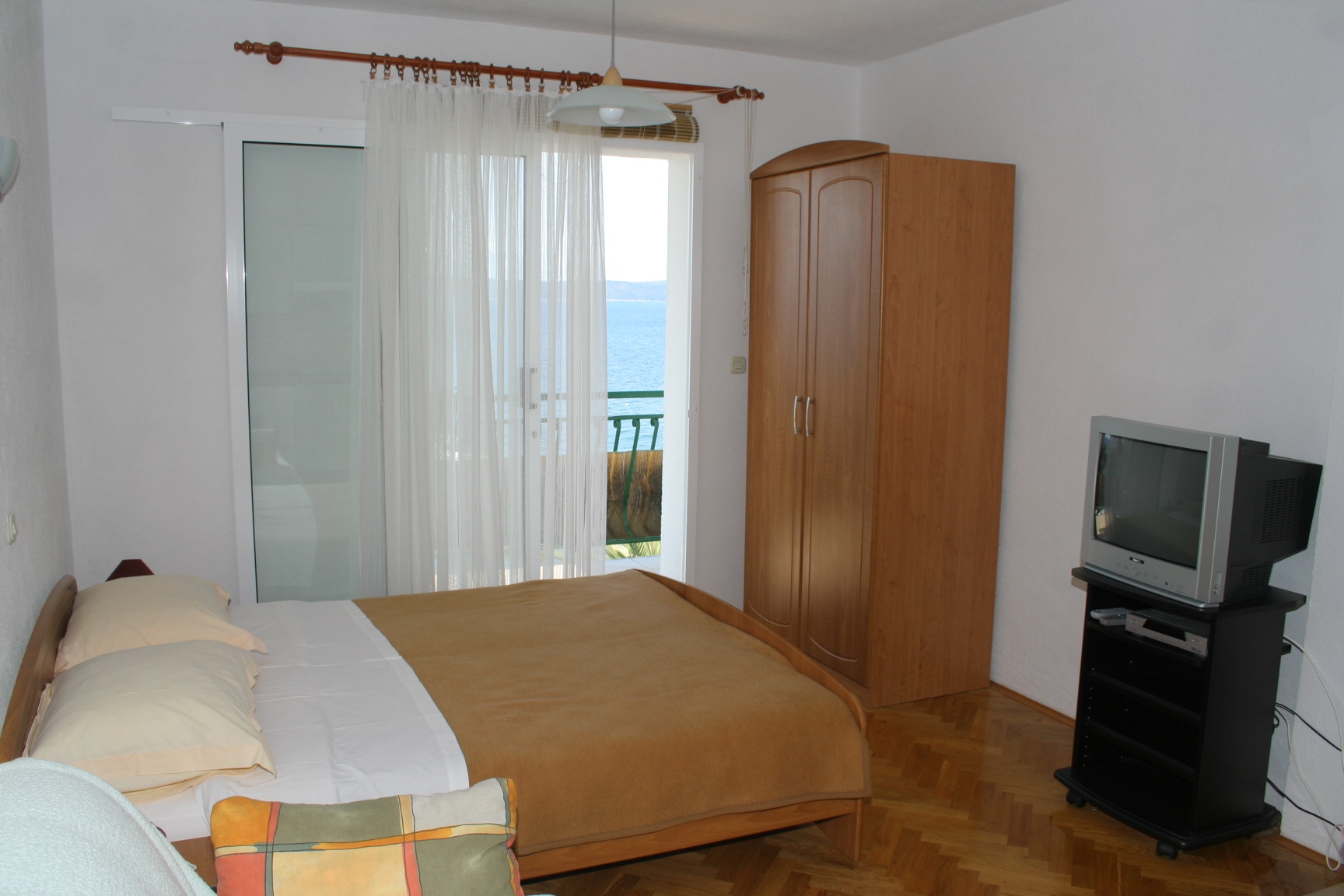 Studio flat near beach Igrane, Makarska (AS-2679-b) Studio flat near beach Igrane, Makarska (AS-2679-b)