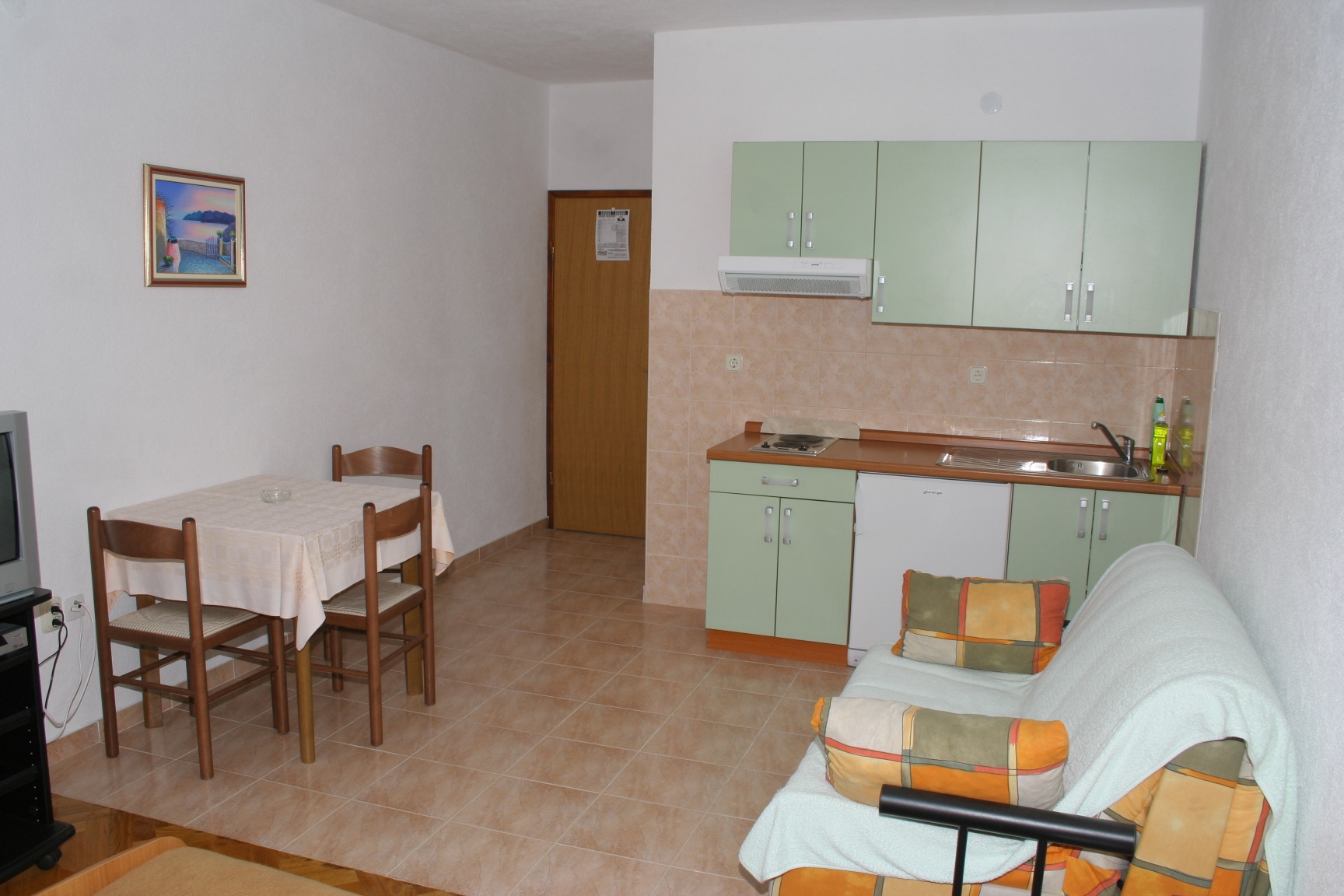 Studio flat near beach Igrane, Makarska (AS-2679-b)
