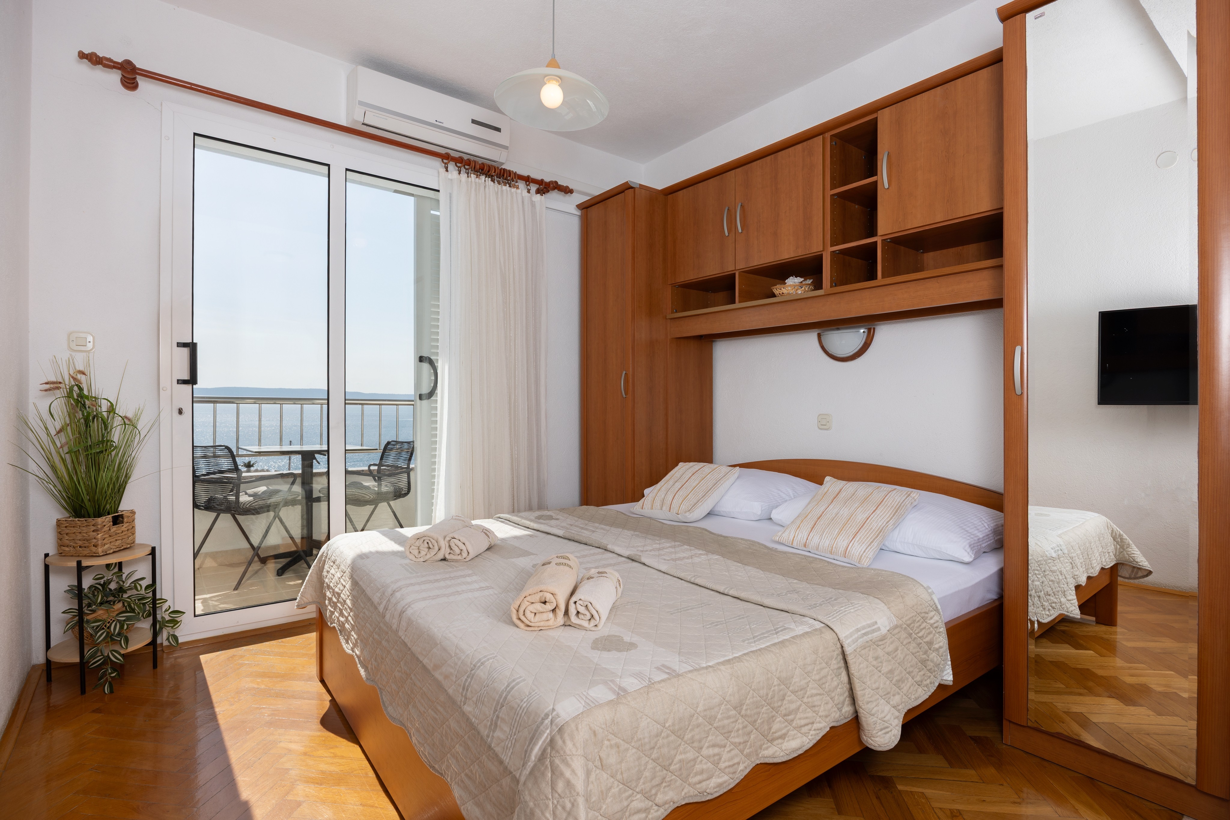Top Makarska Igrane Top Makarska Igrane