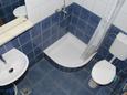 Koupelna Igrane, Koupelna v ubytování typu studio-apartment, WiFi.