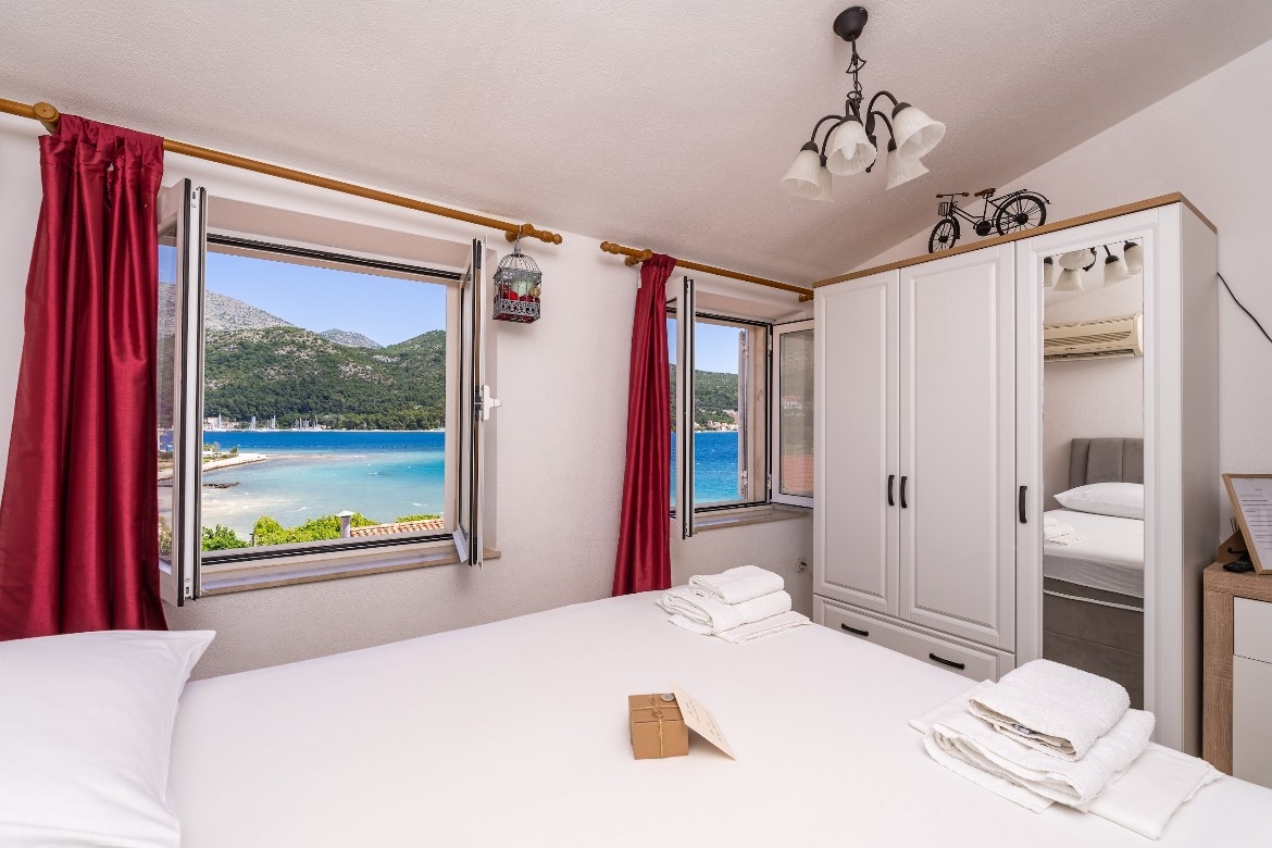 Chambre prés de la plage Slano, Dubrovnik (S-2687-a) Chambre prés de la plage Slano, Dubrovnik (S-2687-a)