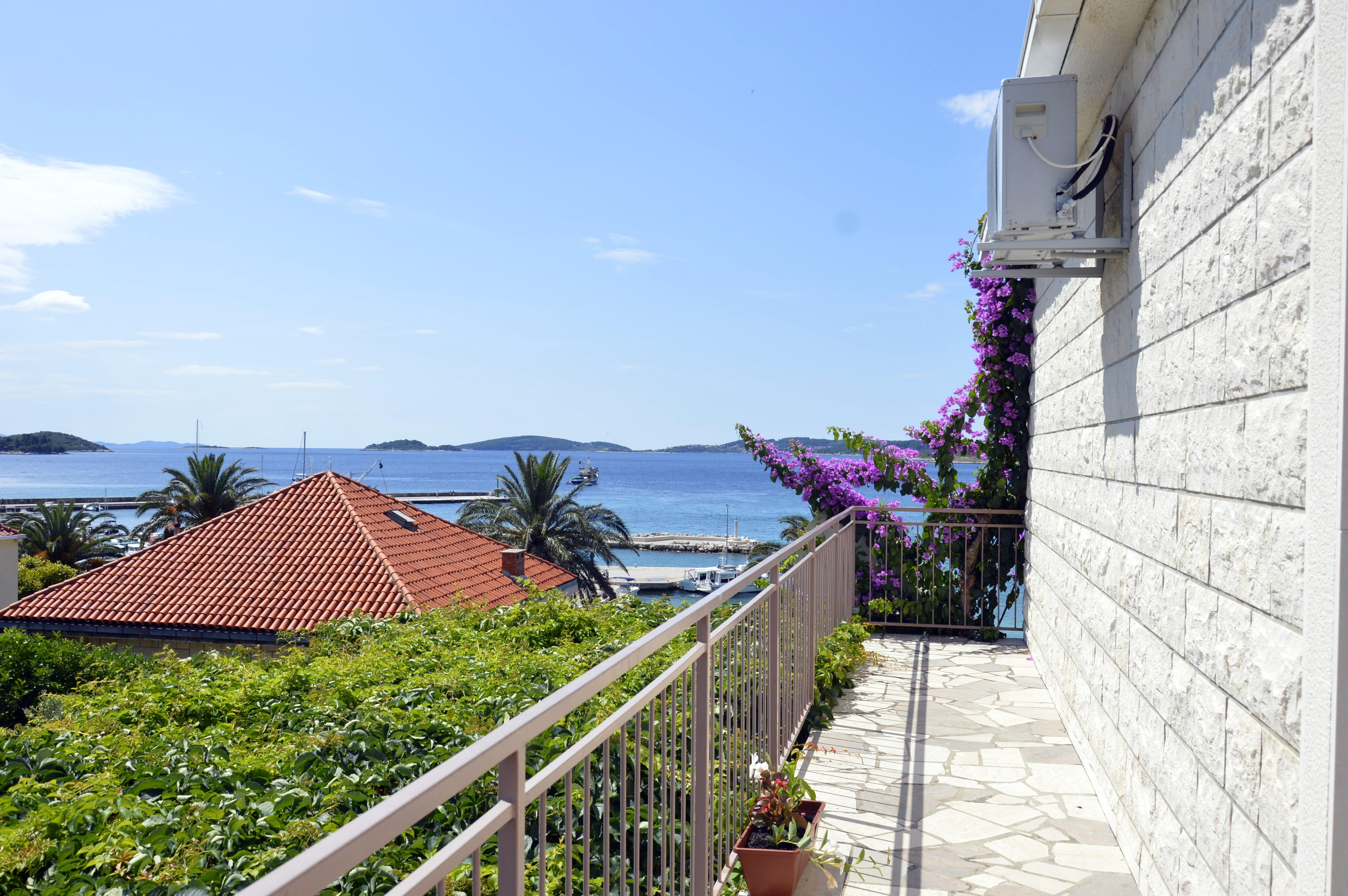 Dvosobni apartman s terasom i pogledom na more Orebić, Pelješac  A-a