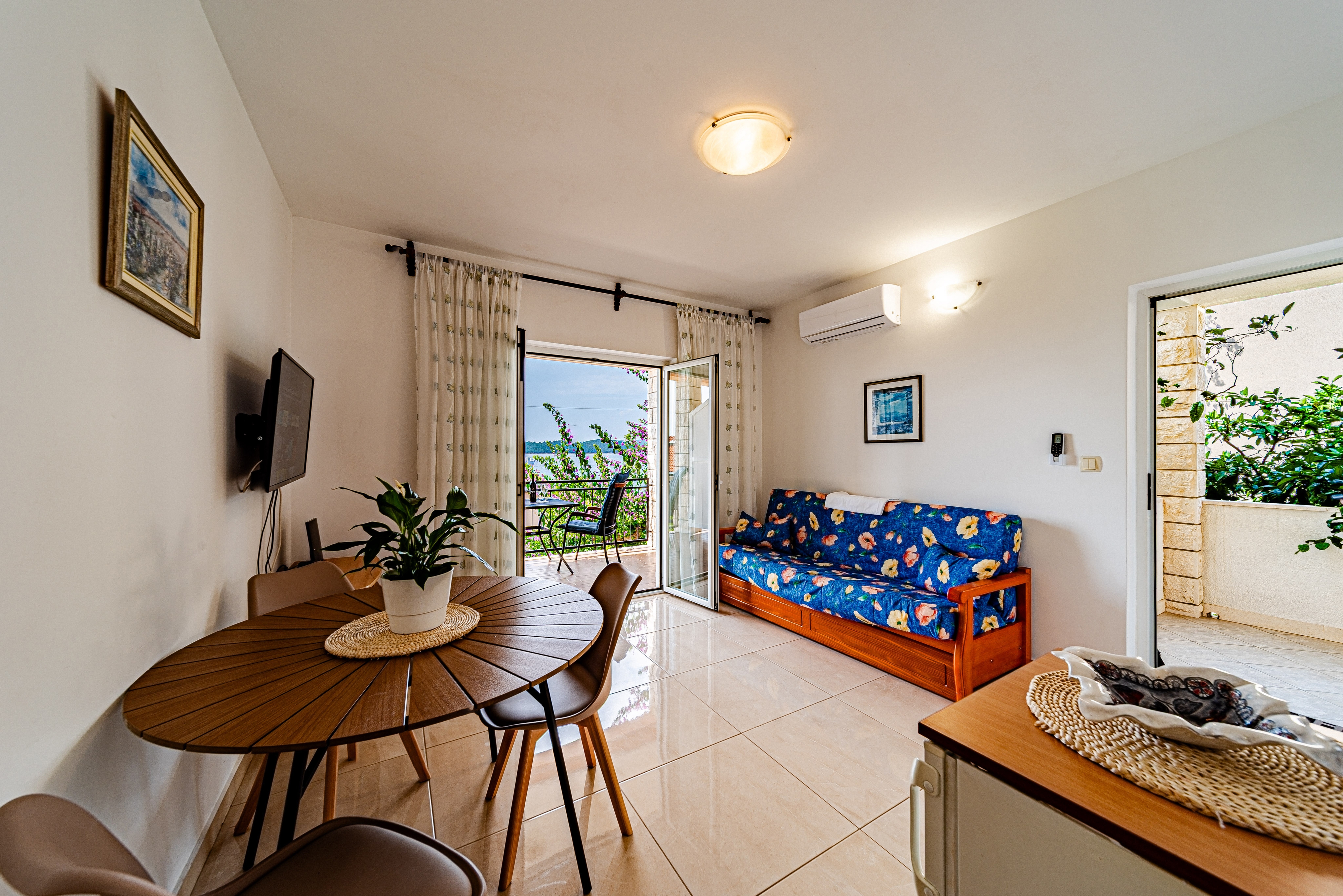 Jednosobni apartman s terasom i pogledom na more Orebić, Pelješac  A-c