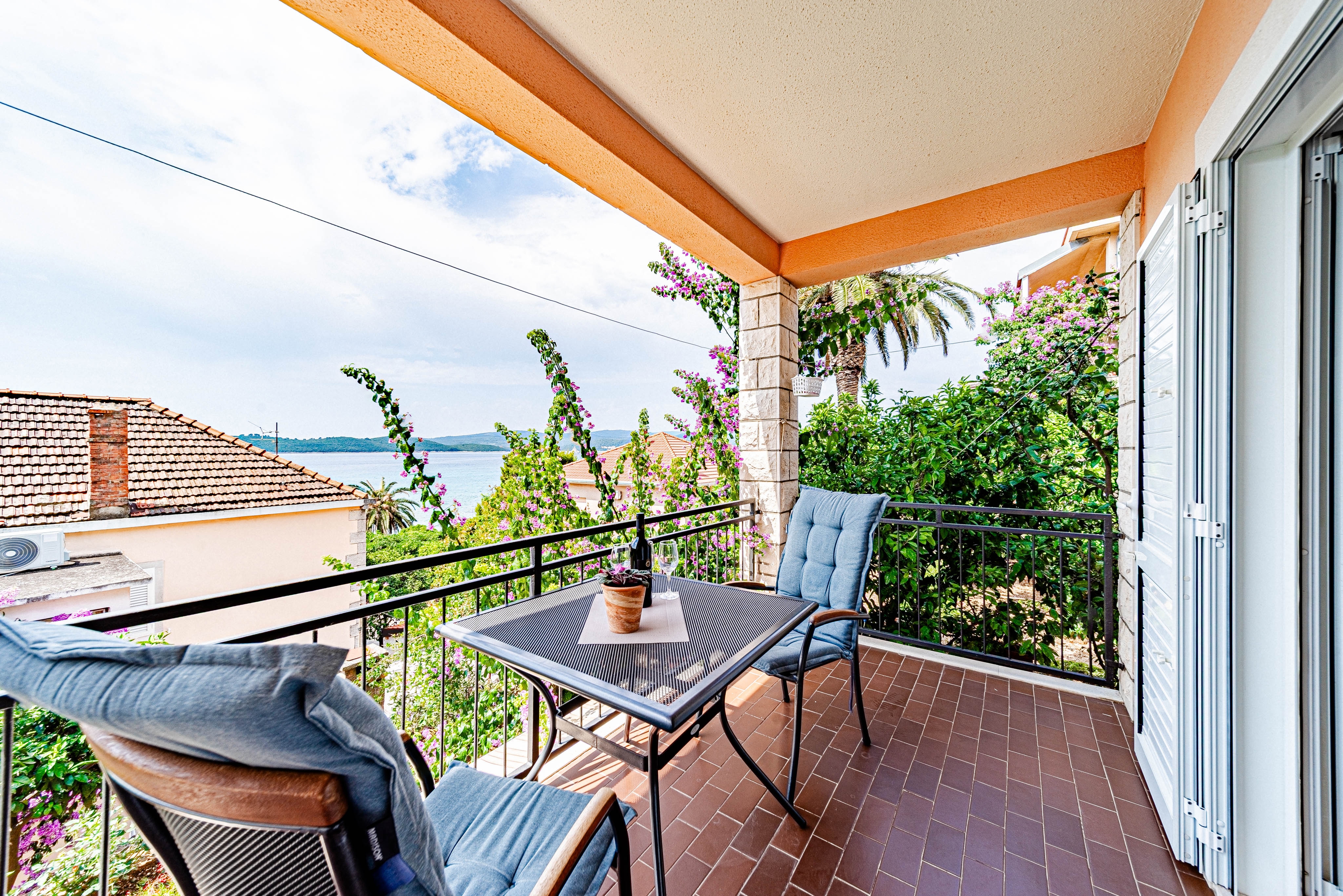 Jednosobni apartman s terasom i pogledom na more Orebić, Pelješac  A-c