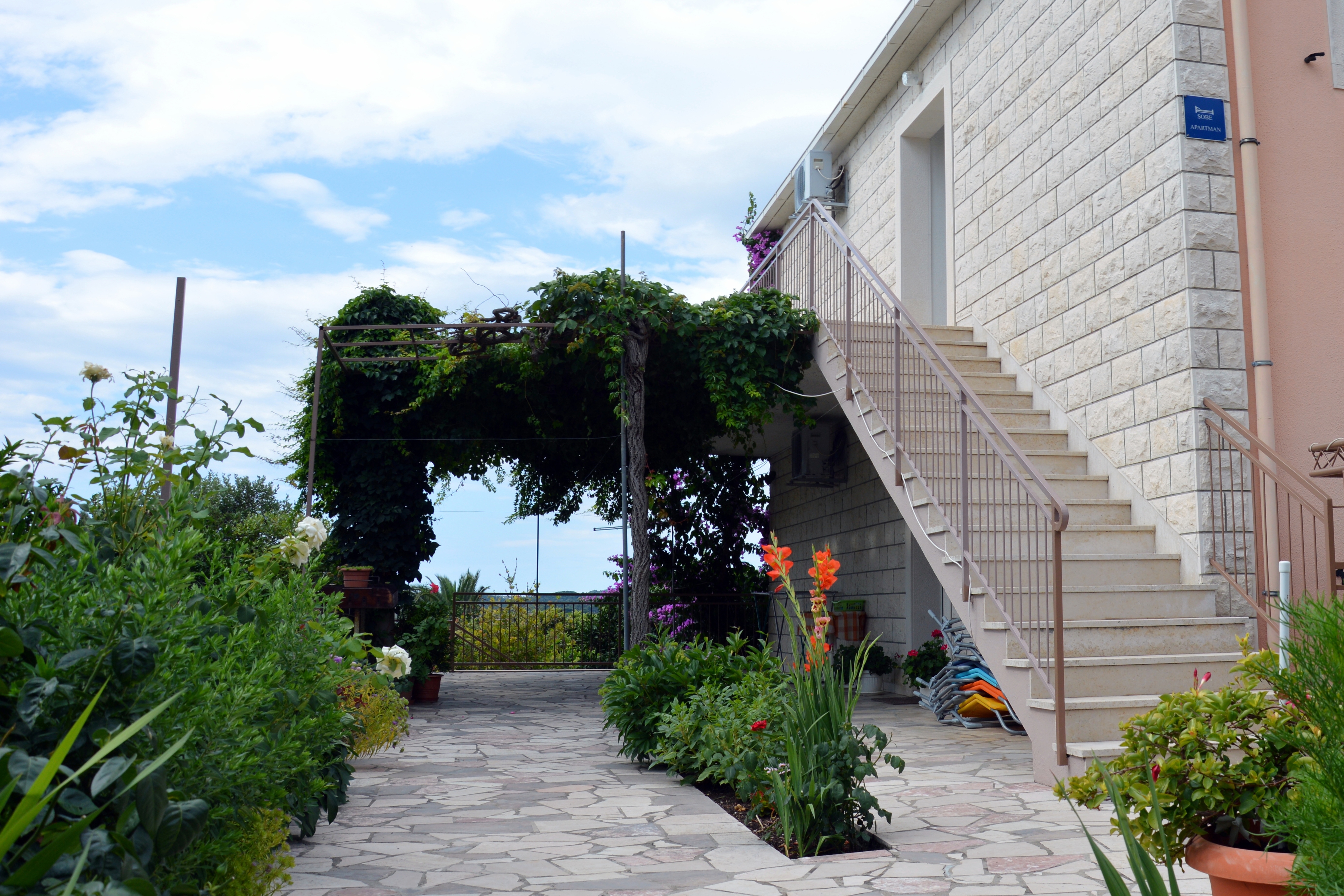 Jednosobni apartman s terasom i pogledom na more Orebić, Pelješac  A-c