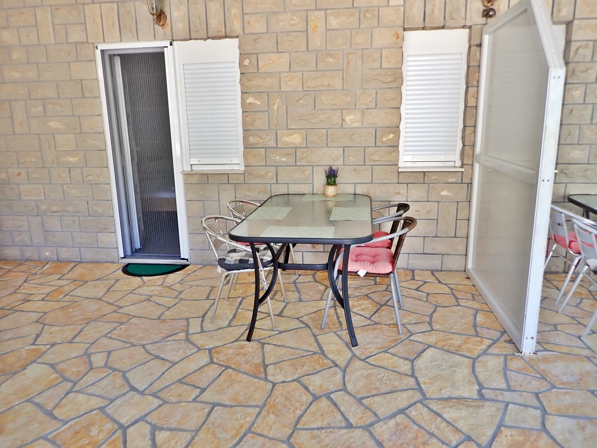 Appartement dune chambre avec la terrasse Tribanj, Paklenica (A-26977-b) Appartement dune chambre avec la terrasse Tribanj, Paklenica (A-26977-b)