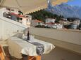 Terrace 1 Baška Voda, Terrace 1 in the apartment, with a sea view, (pet friendly) and WiFi.