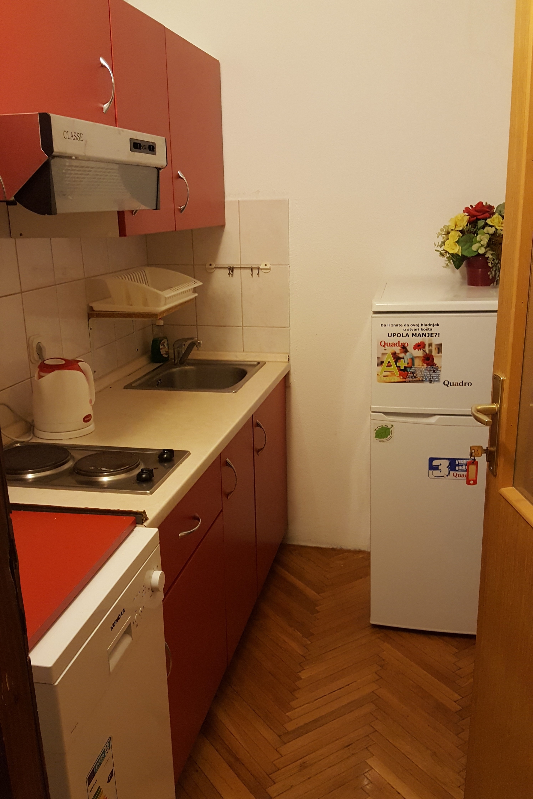 One bedroom apartment near beach Tučepi, Makarska  A-b