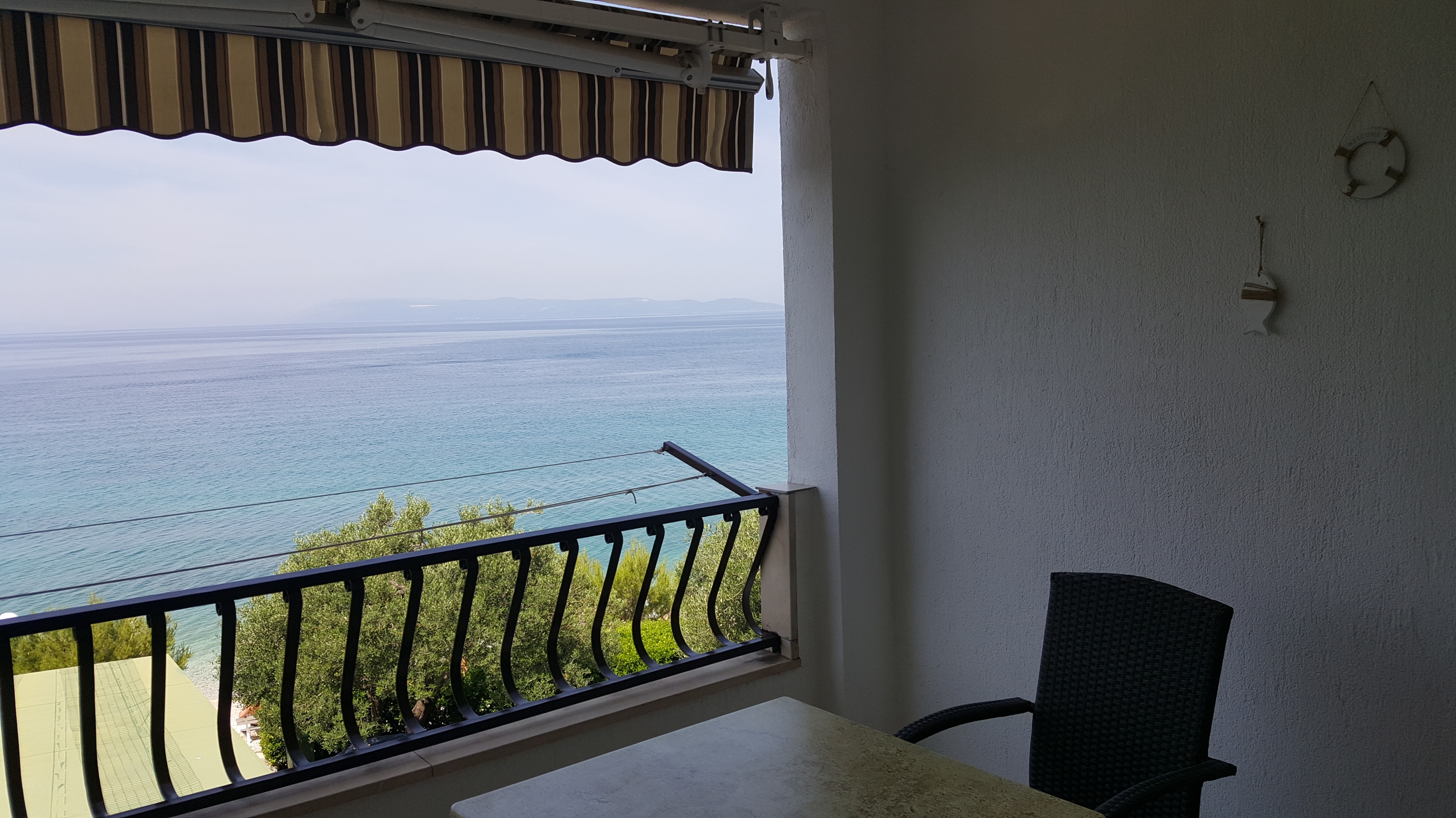 One bedroom apartment near beach Tučepi, Makarska  A-b